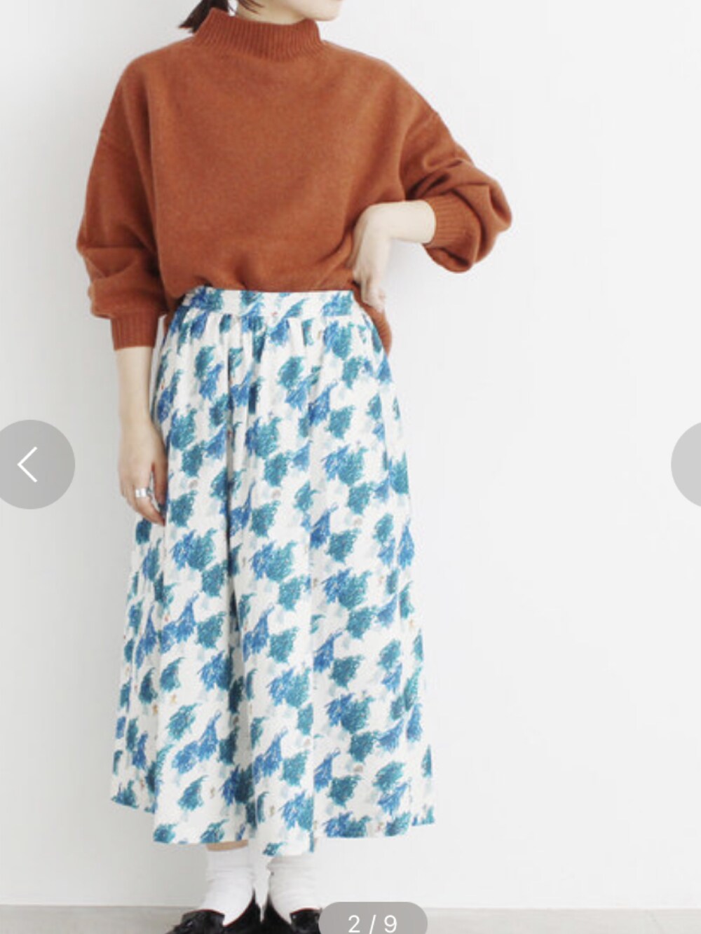 その他のシャツ/ブラウス、その他のスカートを着用したレディースの冬コーディネートの2枚目の写真