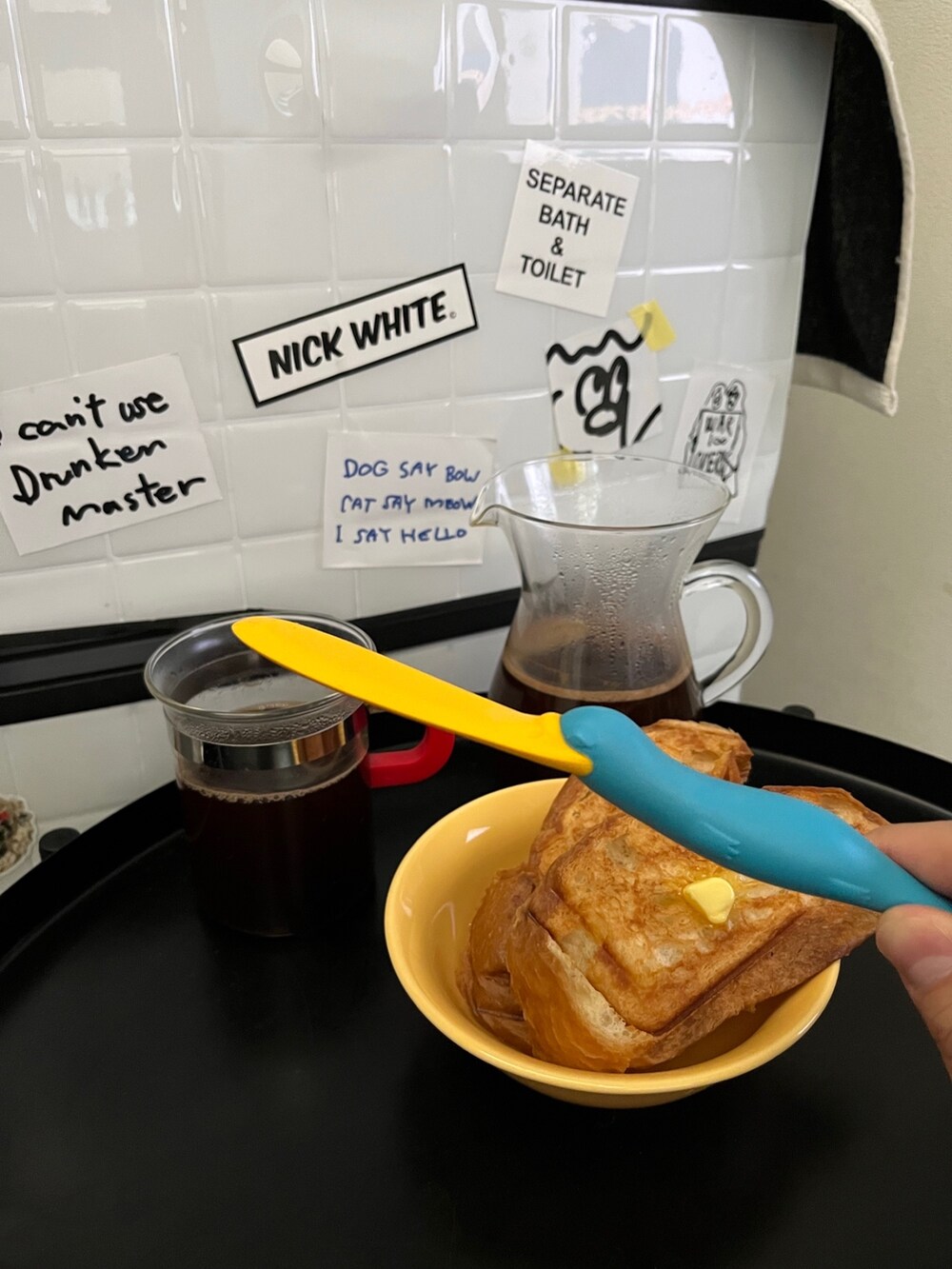 ブルー系のキッチンツールを着用したメンズの秋コーディネートの3枚目の写真