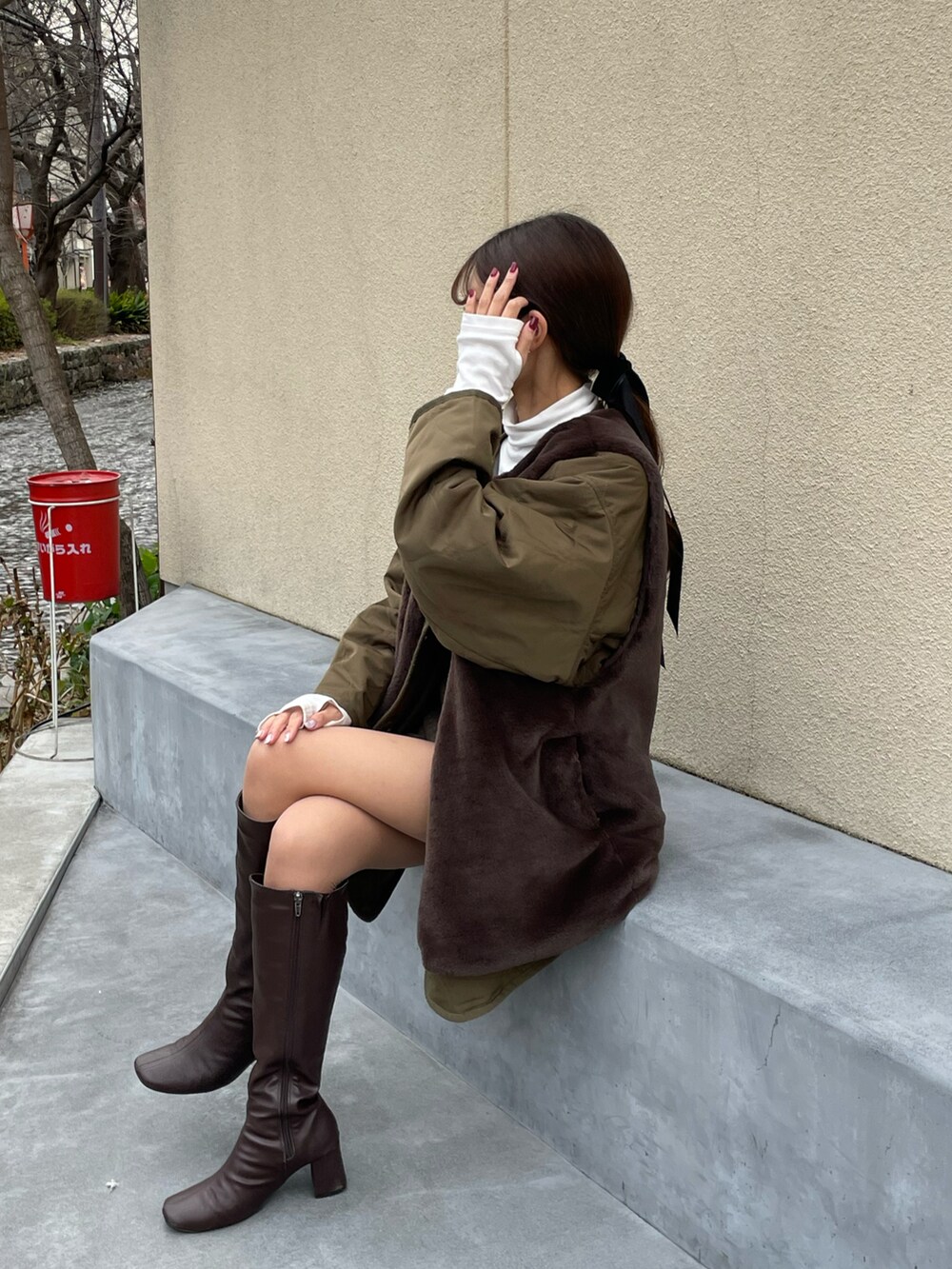 「ほめられ本命コーデ、オトナカジュアル、春服、春カラー、低身長女子、ジャケット、ootd、いいね、save、フォローお願いします🤑」｜「andmeのフェイクファーベスト（ベスト、ブラウン系）」を使った、　　　𝘆𝘂𝘂さん（レディース・152cm）の冬コーディネートの2枚目の写真