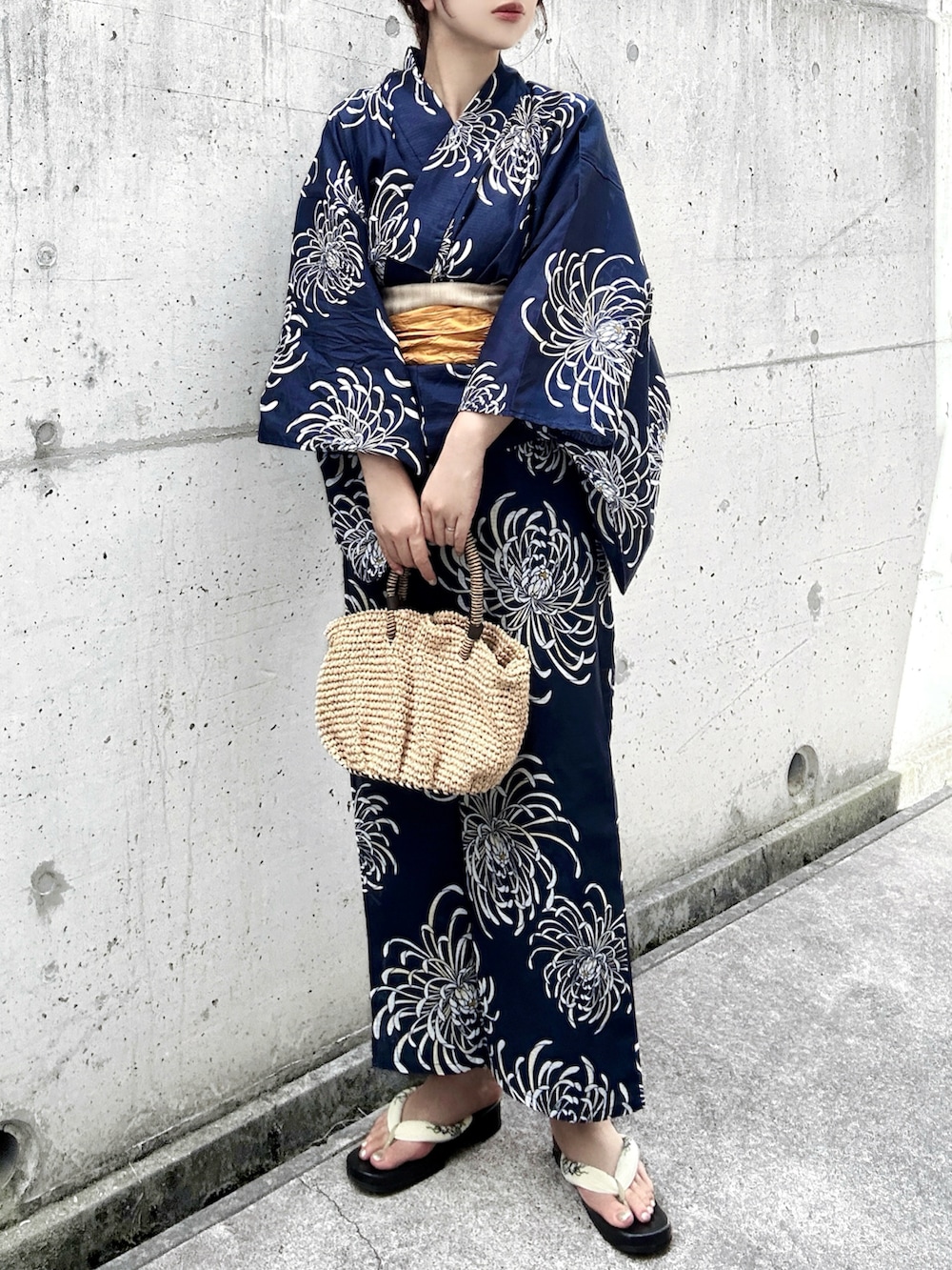 「PR、タイアップ、BONLECILL、BONLECILLnoir、ボンルシール、浴衣、浴衣コーデ、浴衣女子、レトロ浴衣、ニュアンス柄、浴衣デート、オトナ女子、夏スタイル、夏ルックで気分アップ」｜「BONLECILL noirの【BONLECILL noir】 ＜綿100%＞ 3点セットアソート柄レトロ浴衣（浴衣、ブルー系）」を使った、KASUMIさん（レディース・161cm）の夏コーディネートの2枚目の写真