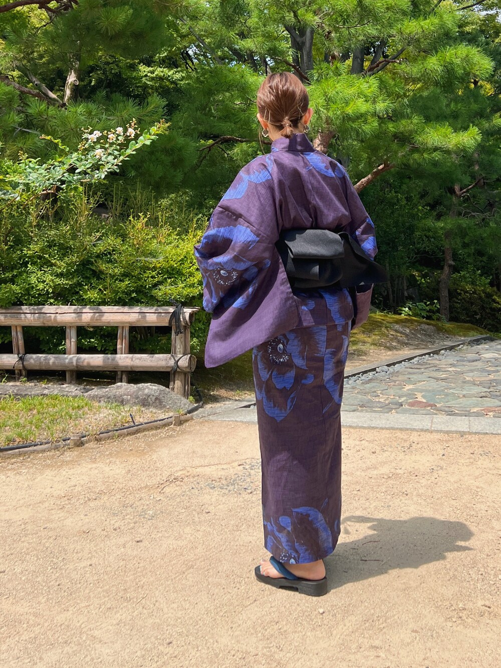 その他の浴衣を着用したレディースの夏コーディネートの3枚目の写真