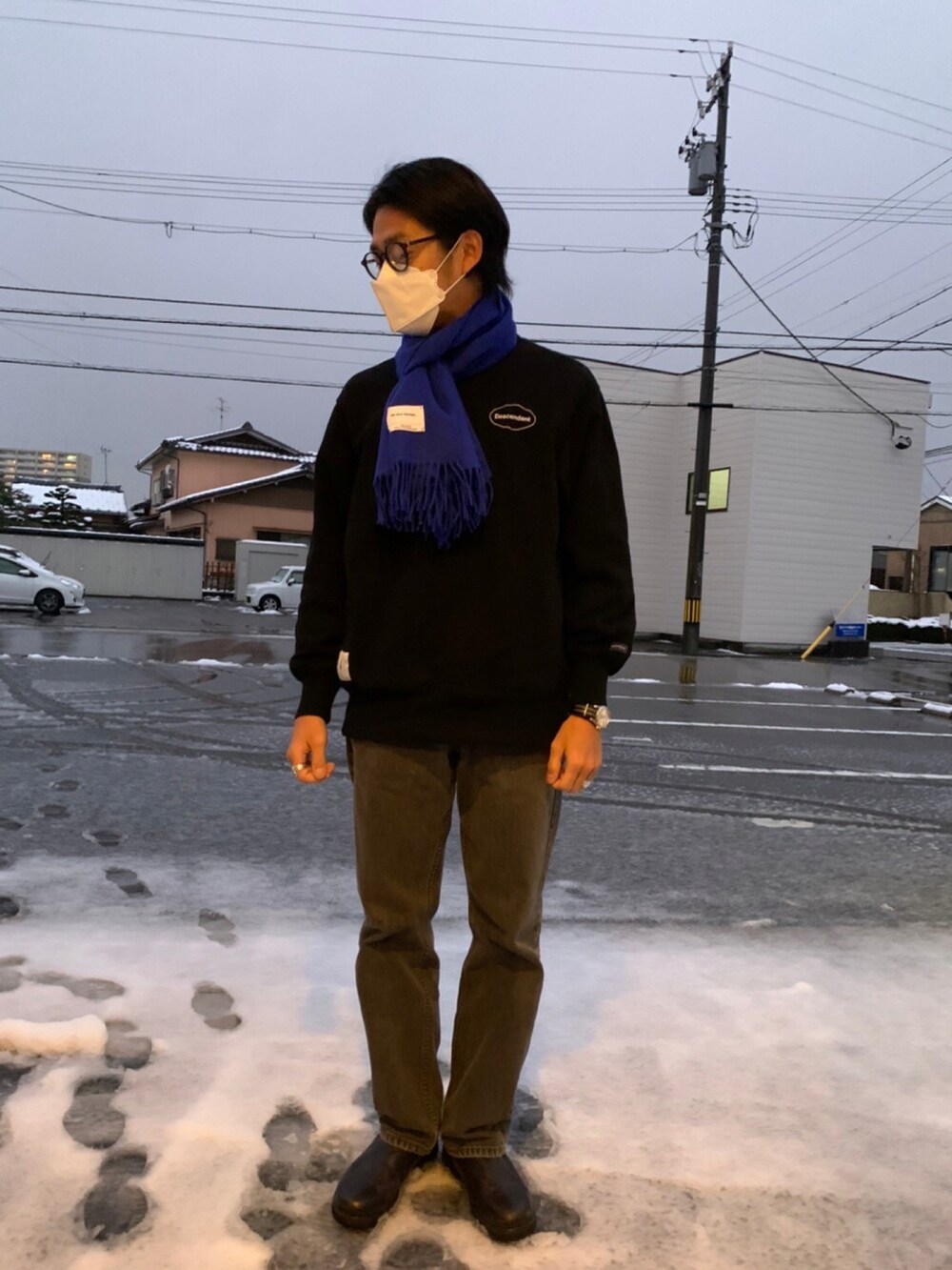「Ayameのアイテム（メガネ、ブラック系）」を使った、きょーへーさん（メンズ・169cm）の冬コーディネートの2枚目の写真