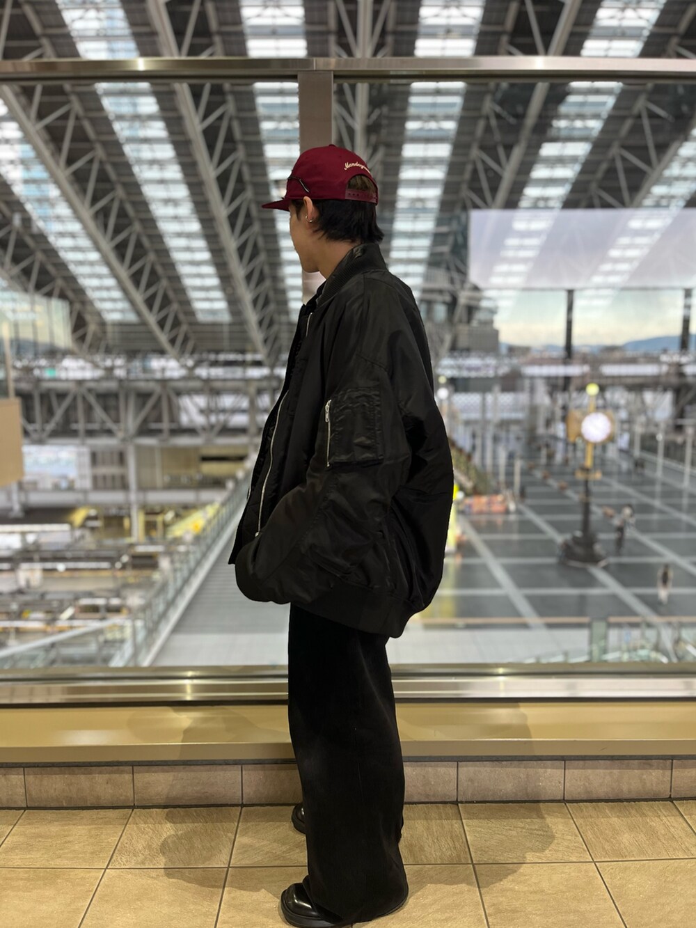 「lhp、LHP、lhplucuaosaka、LHP大阪」｜「WHITELANDのWHITELAND/ホワイトランド/BIG MA-1（MA-1、ブラック系）」を使った、RIKIKYAさん（メンズ・168cm）の冬コーディネートの2枚目の写真