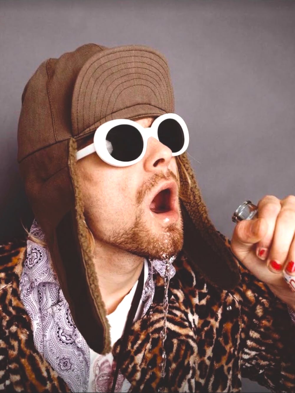 ブルー系のつなぎ/オールインワン、ブルー系のセットアップ、グレー系のパーカーを着用したメンズの冬コーディネートの5枚目の写真