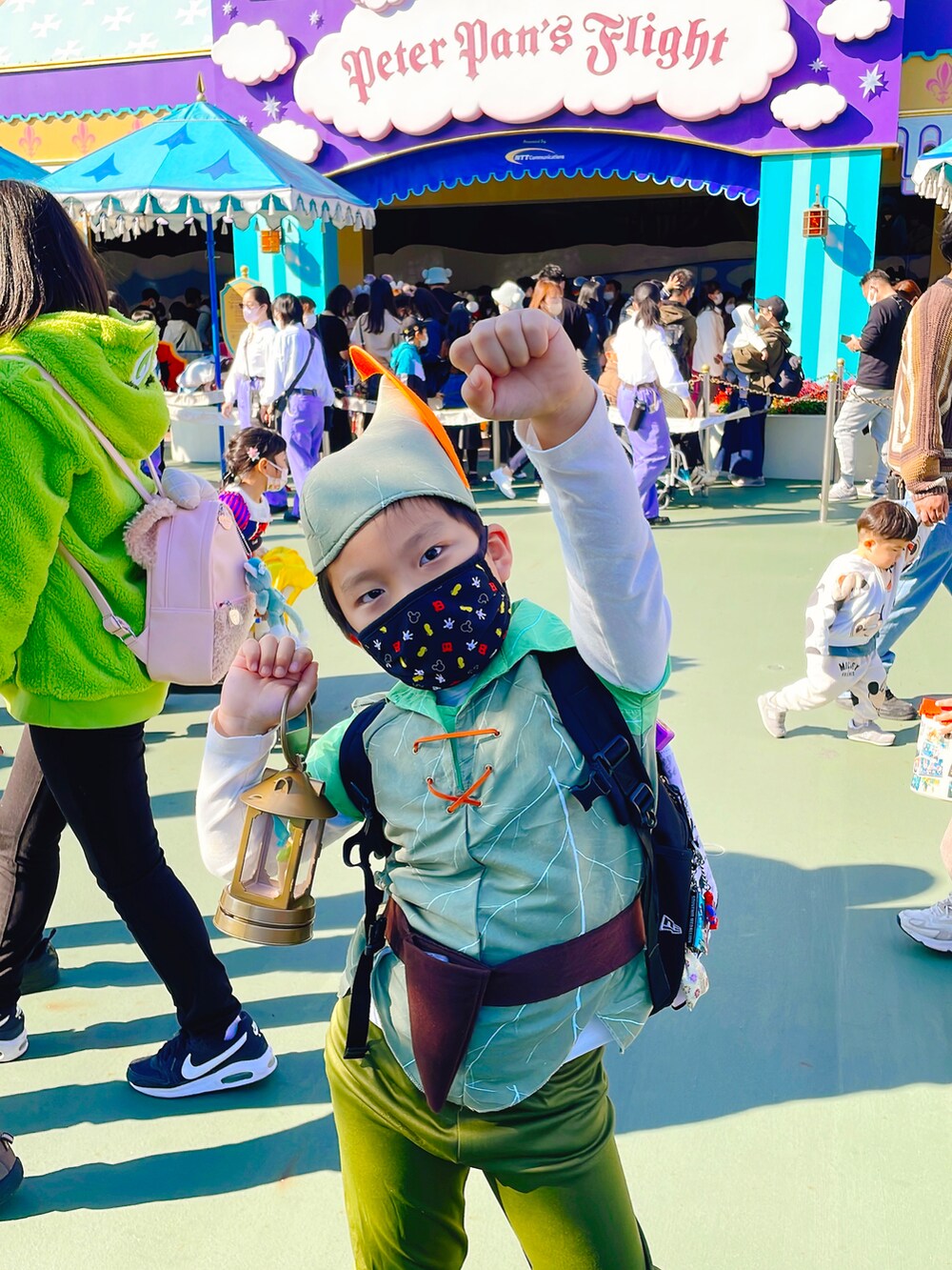 「WEARハロウィン2022、disney、ピーターパン、仮装、仮装ディズニー、ハロウィンコーデ、ハロウィン、キッズファッション、男の子、お洒落さんとつながりたい」｜「ピーターパン⚔のアイテム（その他、グリーン系）」を使った、YUNOSUKEさん（キッズ・128cm）の秋コーディネートの2枚目の写真