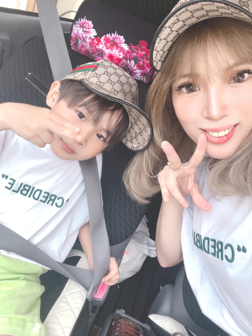 「Tシャツコーデ、おでかけコーデ、キッズファッション、キッズコーデ、ママコーデ、ママファッション、ママ＆息子、親子コーデ、親子でおそろい、ANAP親子コーデ、ANAP、ＡＮＡＰ　ｋｉｄｓ、ロデオクラウンズワイルドボウル、ブランシェス、お出かけコーデ日記」｜「ANAP kidsの3D刺繍ビッグTシャツ【親子お揃い】（Tシャツ/カットソー、ホワイト系）」を使った、hirumamaさん（キッズ・110cm）の春コーディネートの2枚目の写真