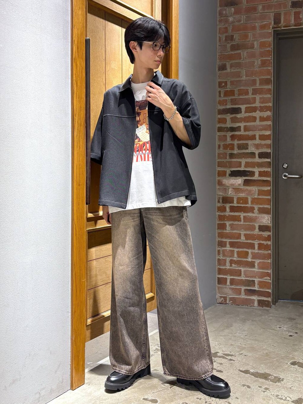 「高身長、高見え、女子ウケ、デニムパンツ、フレアパンツ」｜「RAGEBLUEのステンレスアソートチェーンネックレス（ネックレス、その他）」を使った、りょーやさん（メンズ・180cm）の夏コーディネートの2枚目の写真