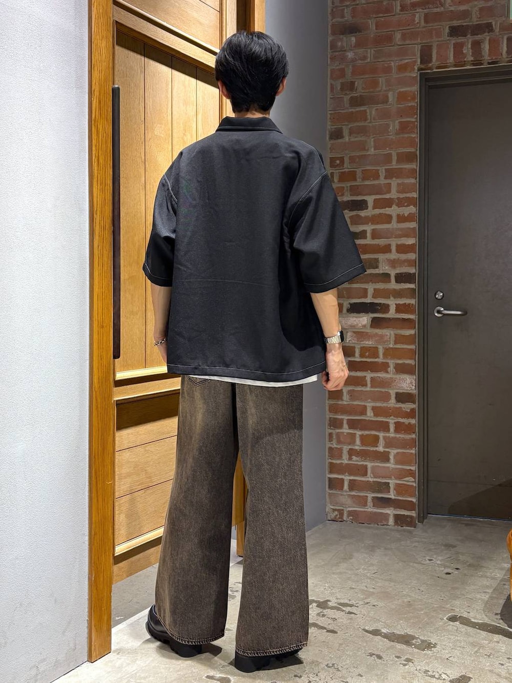 「高身長、高見え、女子ウケ、デニムパンツ、フレアパンツ」｜「RAGEBLUEのステンレスアソートチェーンネックレス（ネックレス、その他）」を使った、りょーやさん（メンズ・180cm）の夏コーディネートの4枚目の写真