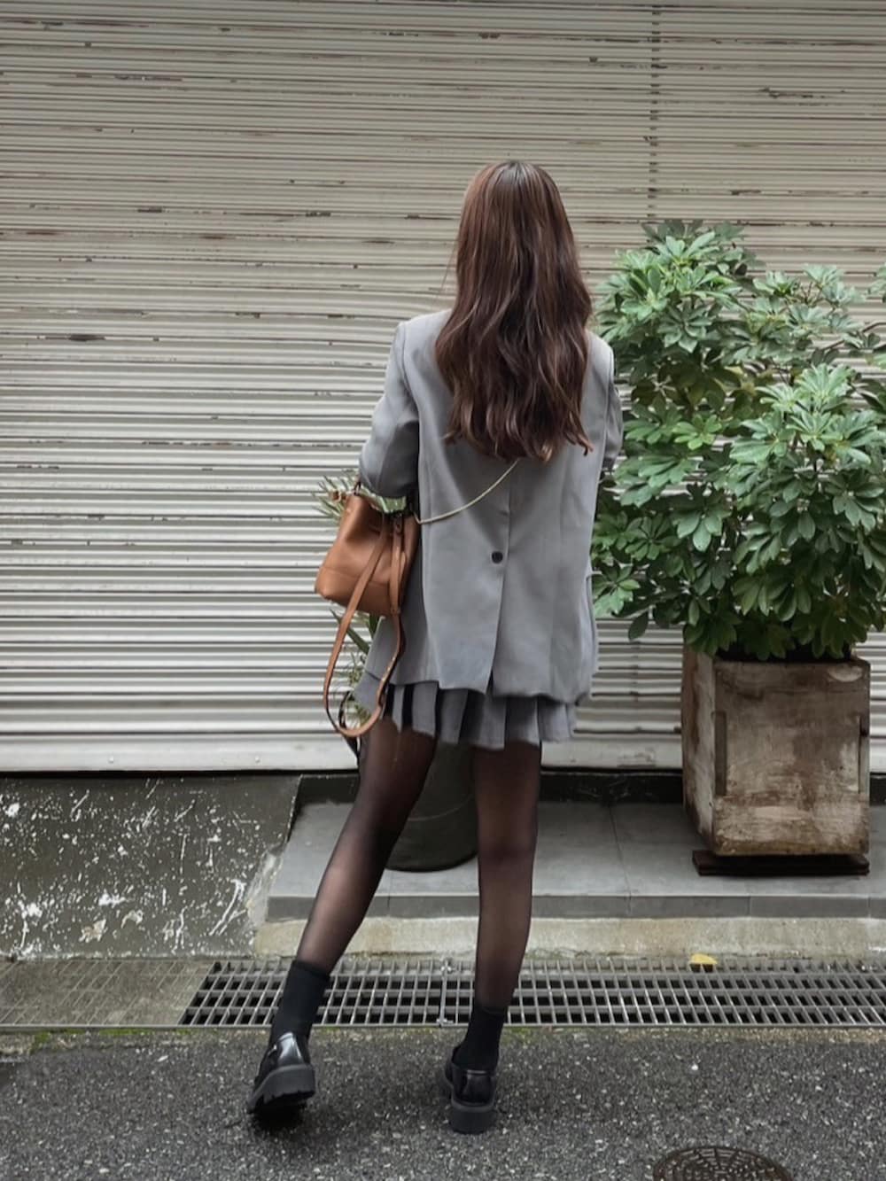 M a i｜CHARLES & KEITHのローファーを使ったコーディネート - WEAR