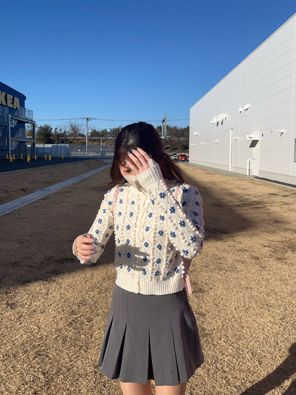 「epineのアイテム（ニット/セーター、ホワイト系）」を使った、kanon さん（レディース・161cm）の夏コーディネートの2枚目の写真
