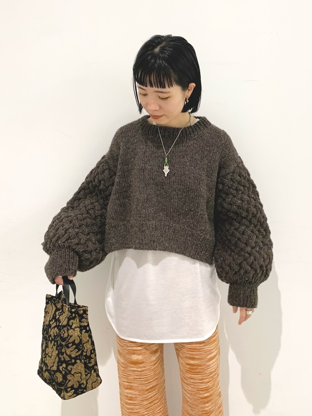 CPC SCAMP】サイドスリットハンドニットを使った人気ファッション