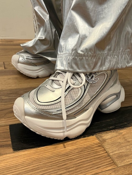  アディダス アディレニウム シーズン4 トラックパンツ Mサイズ 1758800159_500.jpg