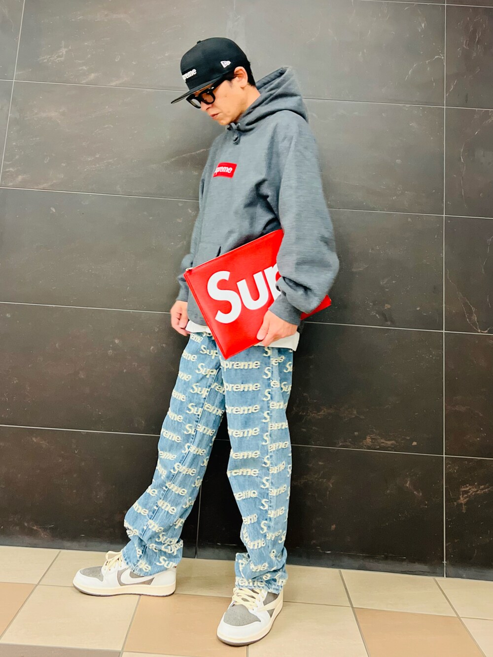 harutoexplorer｜Supreme のパーカーを使ったコーディネート - WEAR