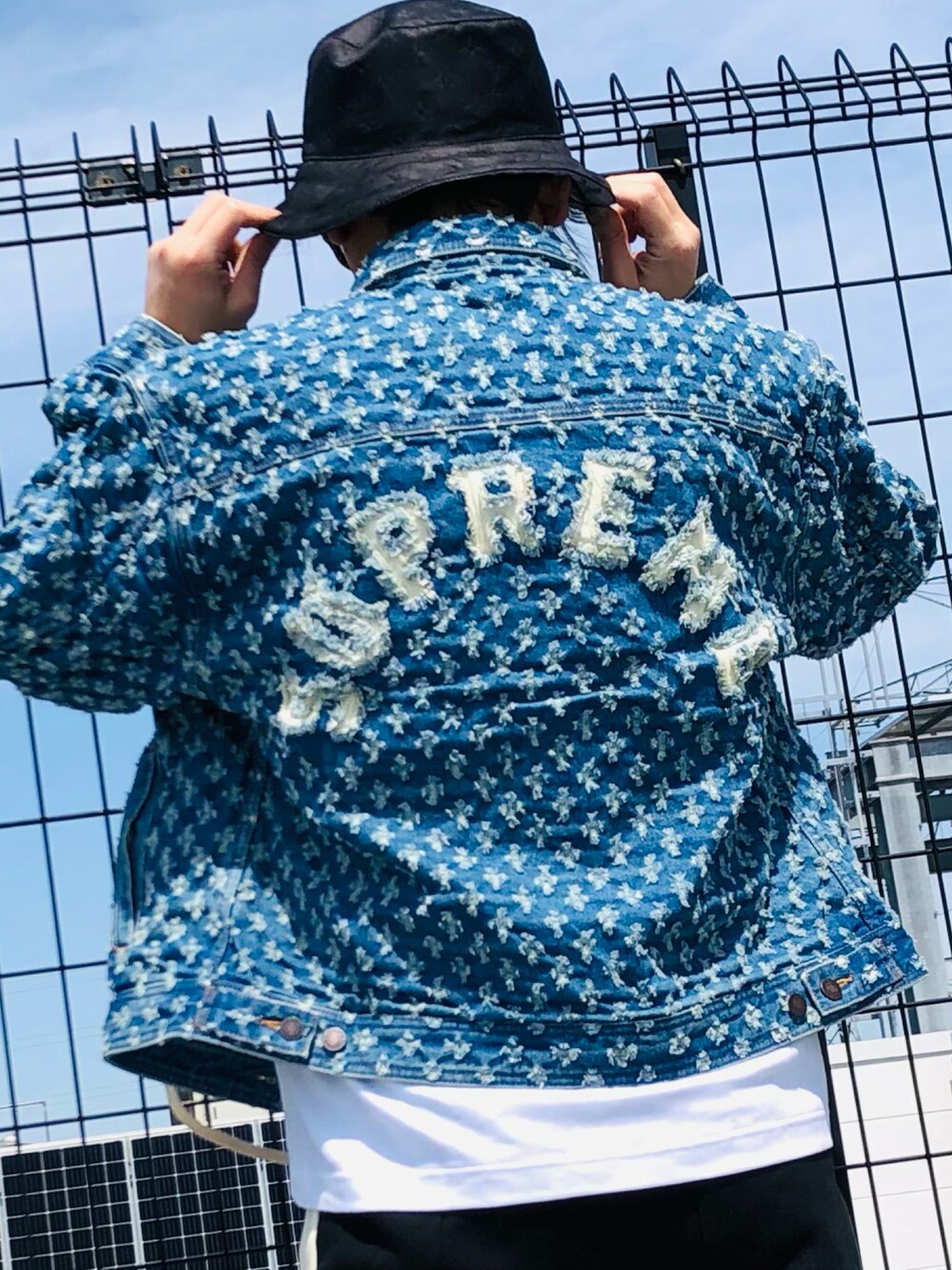 harutoexplorer｜Supreme のデニムジャケットを使ったコーディネート