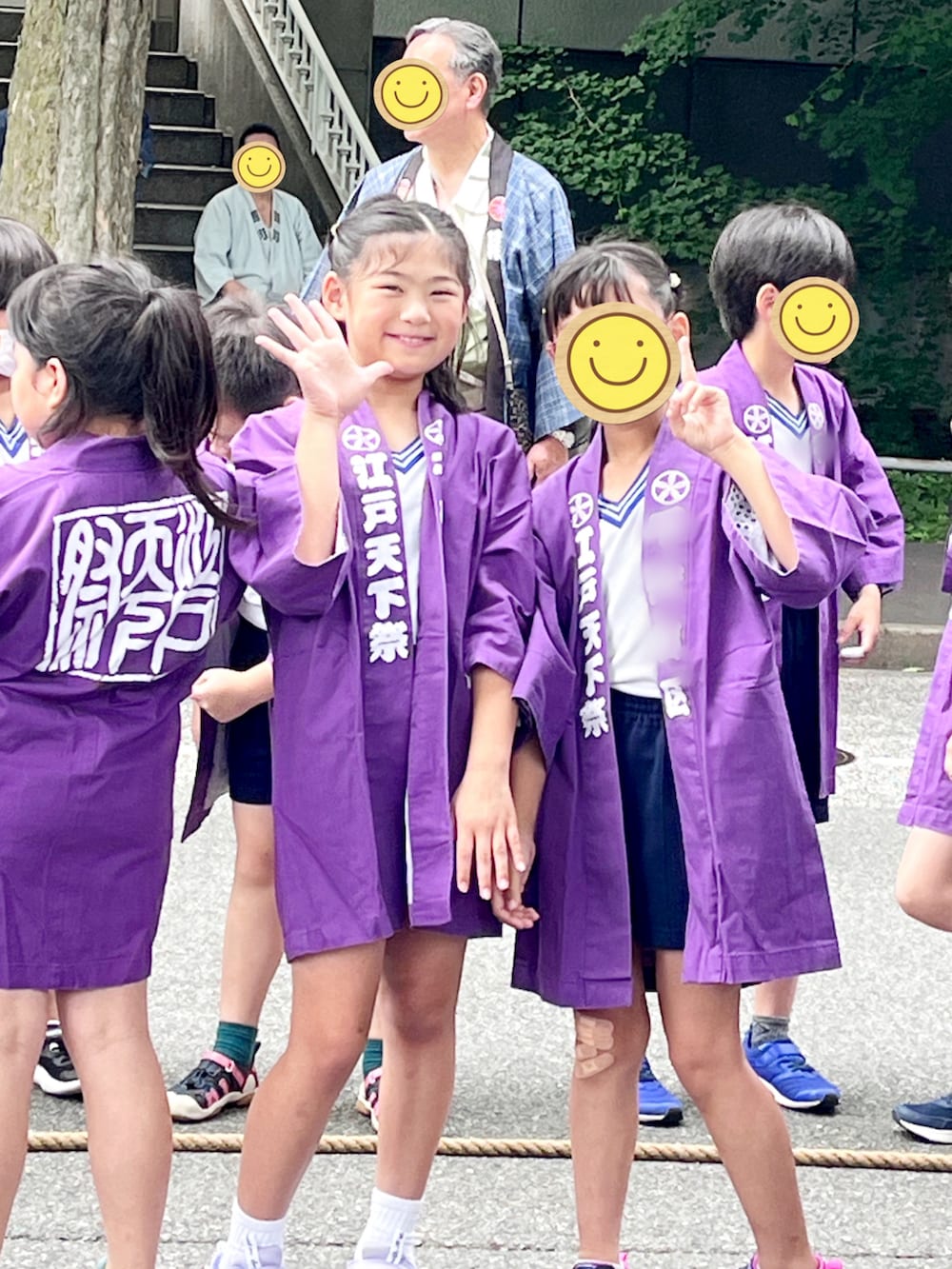 パープル系の水着/着物・浴衣を着用したキッズの夏コーディネートの3枚目の写真