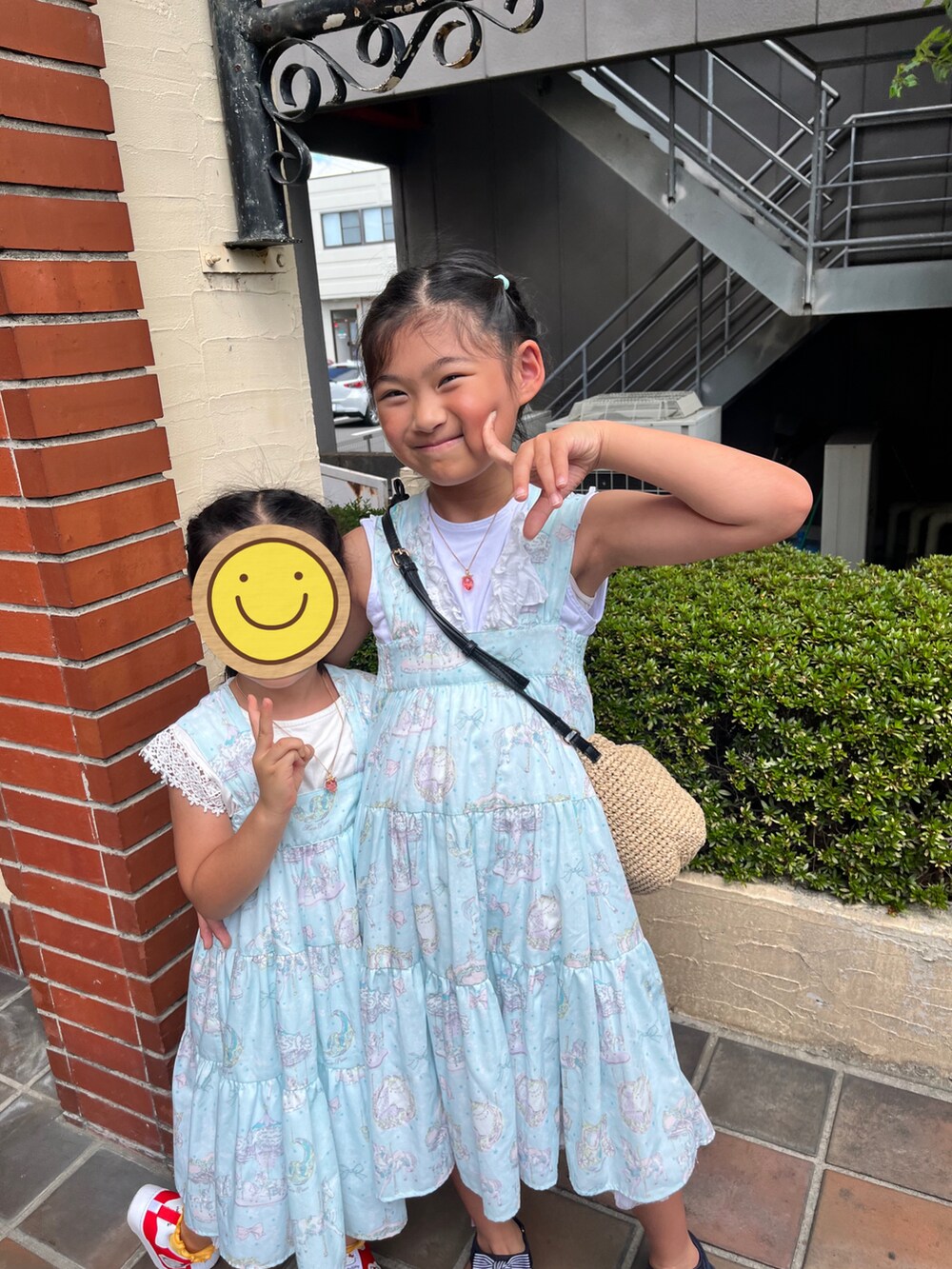 「お出かけコーデ、軽井沢、夏旅行、ワンピース、スポーツサンダル、むぎわら帽子、ストローハット、サンドレス、小学生」｜「H&Mのアイテム（ハット、ベージュ系）」を使った、springbluespringさん（キッズ・131cm）の夏コーディネートの3枚目の写真