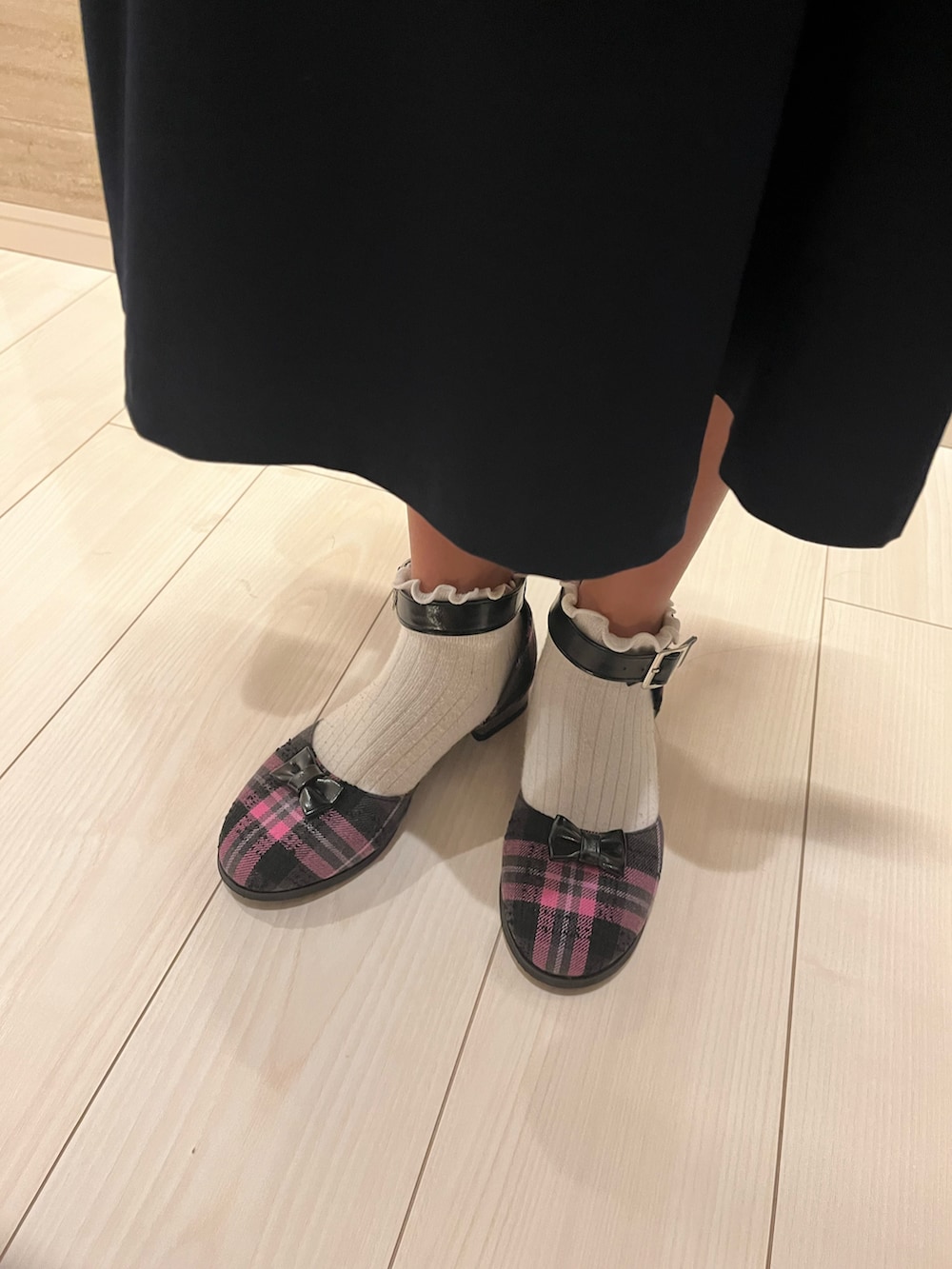 「式服、フォーマル/セレモニー、始業式、チェックパンプス、小学生、秋服準備はじめました」｜「any Famのアイテム（ワンピース、ブルー系）」を使った、springbluespringさん（キッズ・131cm）の秋コーディネートの4枚目の写真