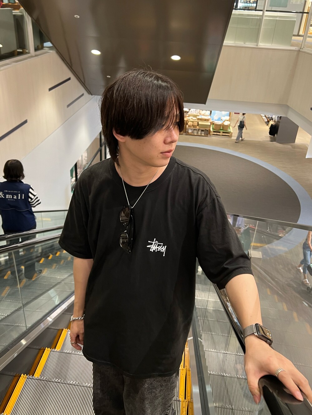 ヨッシー様 C6142 モノトーンTシャツコーデ yonezawa13｜STUSSYのTシャツ/カットソーを使ったコーディネート