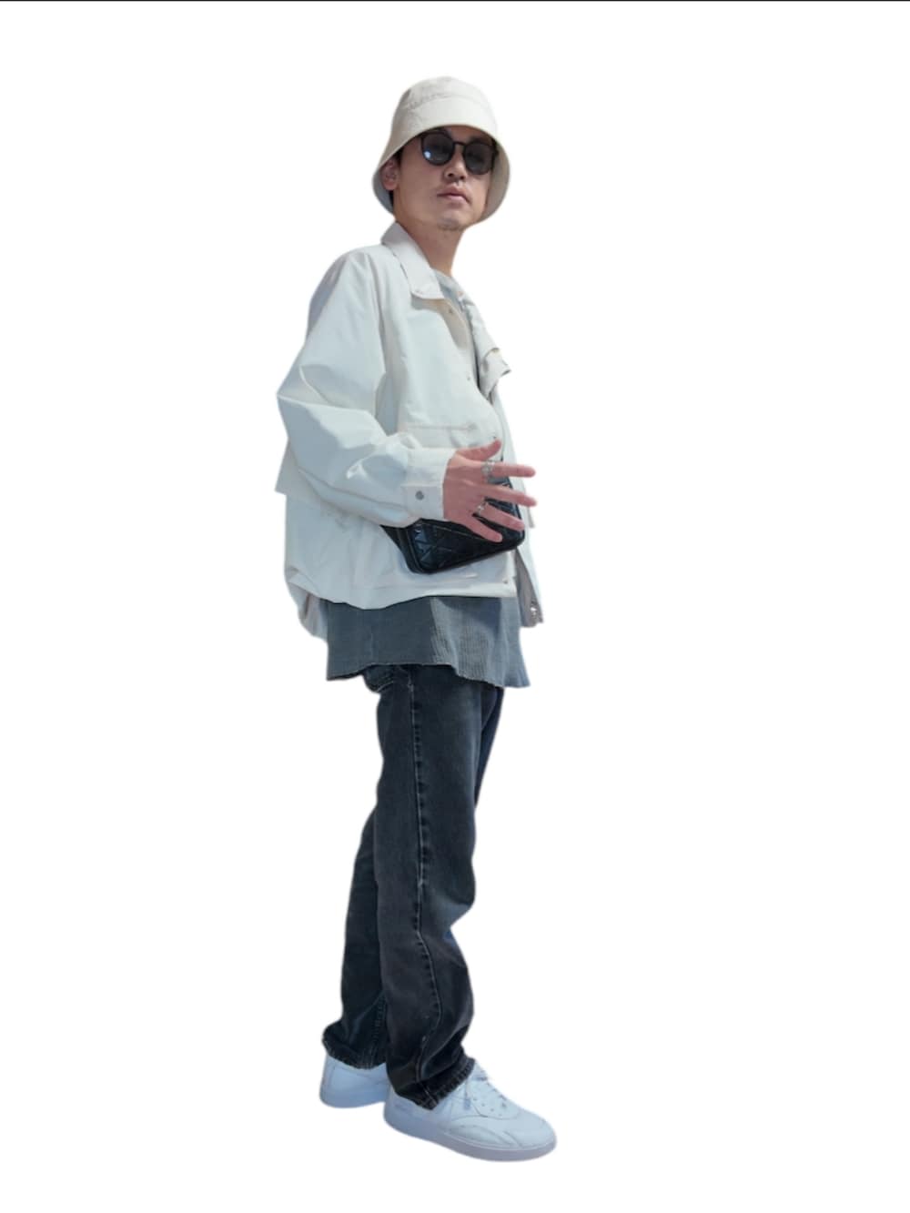 「メンズファッション、モノトーン、モノトーンコーデ、今日のコーデ、休日コーデ、デニム、550、Traditional Weatherwear、LACOSTE、KIJIMA TAKAYUKI、ブラックデニム、セーラーハット、古着MIX、古着」｜「今日の音楽のThe Jesus & Mary Chain / Barbed Wire Kisses (88)（レコード、その他）」を使った、九条∞(くじょうえいと)さん（メンズ・168cm）の秋コーディネートの3枚目の写真