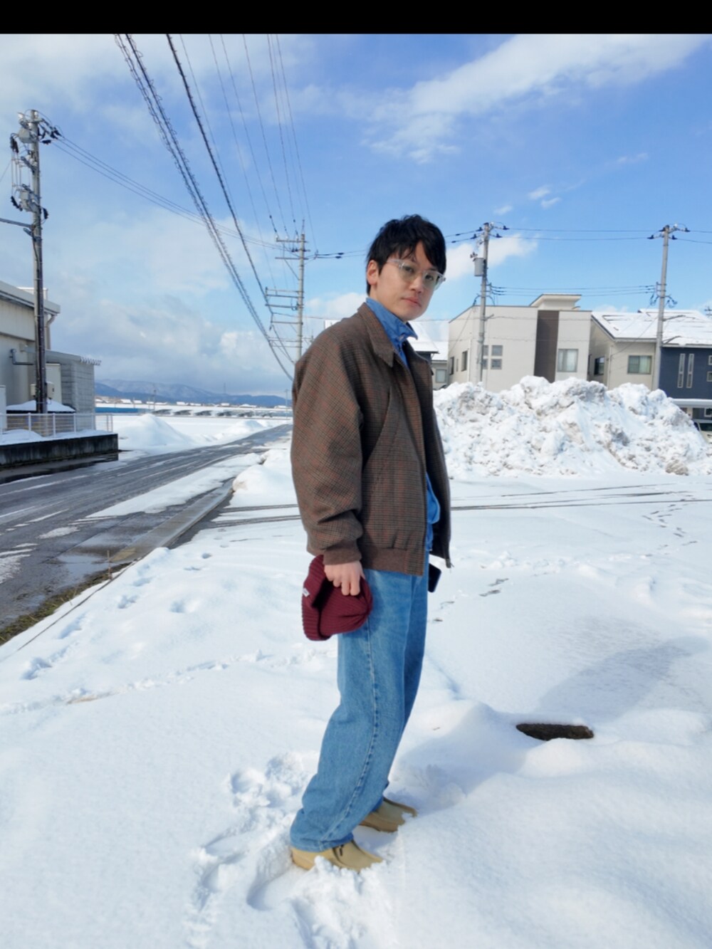 「今日のコーデ、メンズファッション、大人カジュアル、休日コーデ、古着、古着MIX、ドリズラージャケット、ワラビー、ハリントンジャケット、ビーニー、ニット帽、モーニング、工場勤務、水色、ワークスタイル」｜「EXAMPLEのEXAMPLE HEAVY BEANIE (JAPAN MADE)（ニットキャップ/ビーニー、レッド系）」を使った、九条∞(くじょうえいと)さん（メンズ・168cm）の冬コーディネートの4枚目の写真