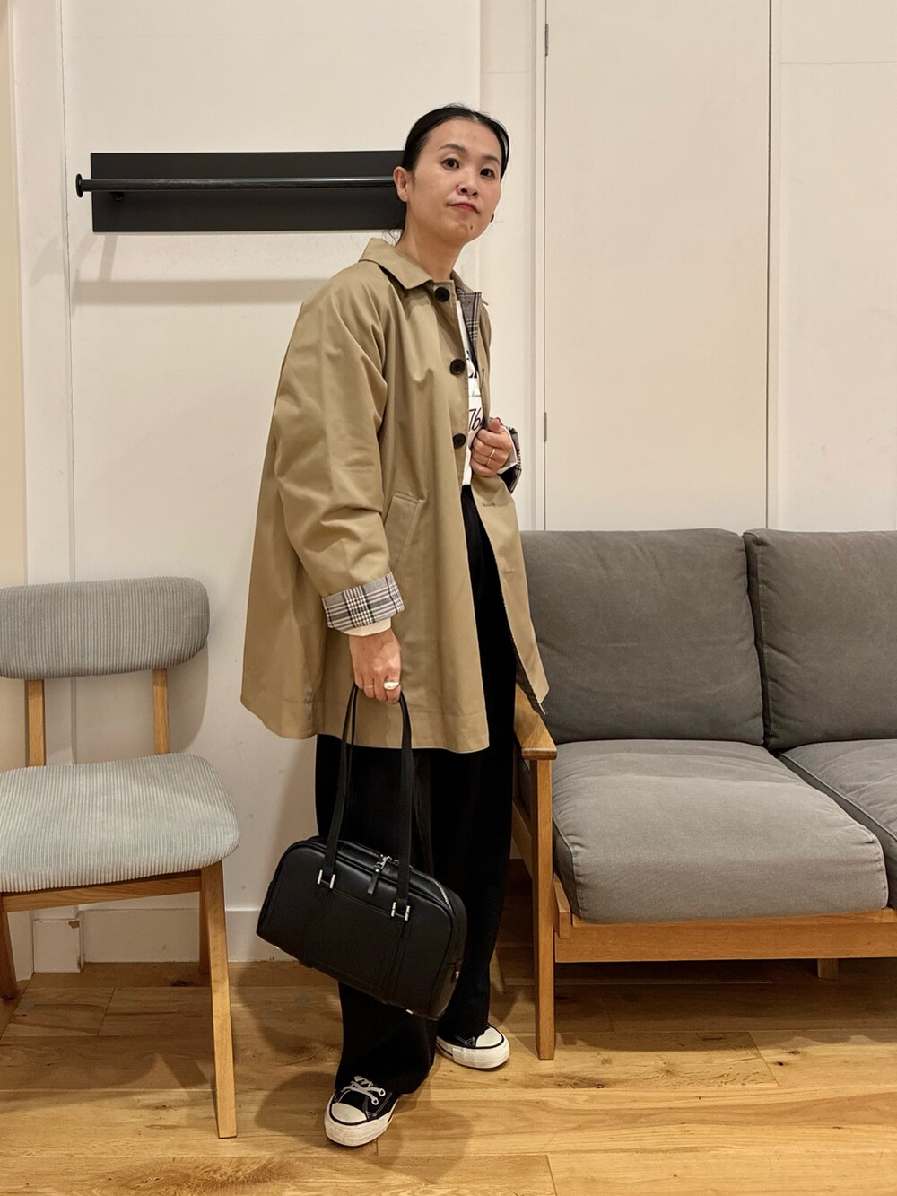 クボさんの「リバーシブルステンカラーコート（URBAN RESEARCH DOORS）」を使ったコーディネートの2枚目の写真