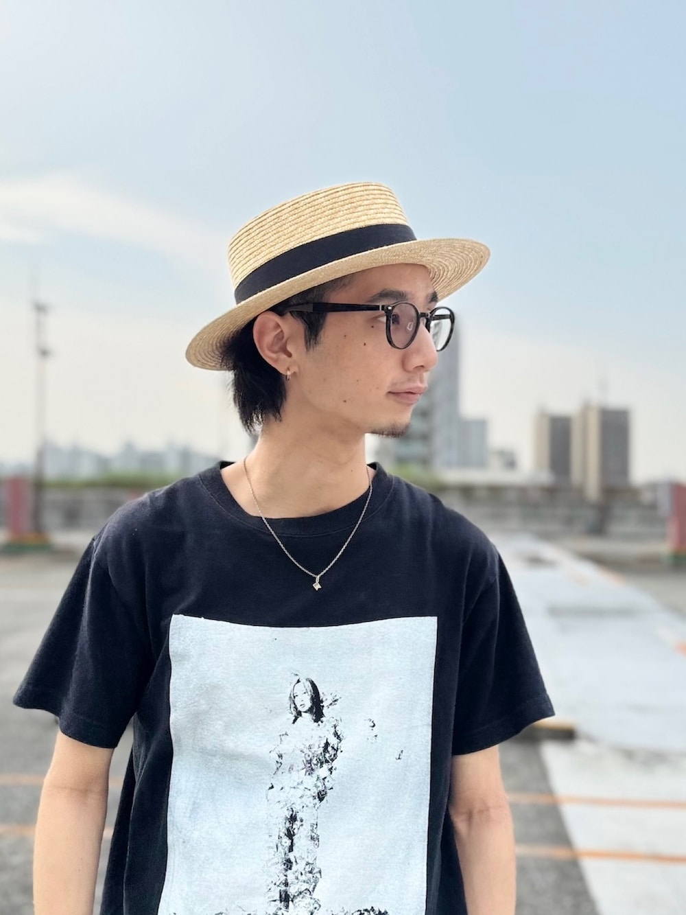 「override 、カンカン帽、夏コーデ、シンプルコーデ、アメカジ風コーデ、アメカジコーデ」｜「OVERRIDEのOVERRIDE  STRAW BRAID BOATER / オーバーライド（ハット、ブラック系）」を使った、おたけさん（メンズ・180cm）の夏コーディネートの3枚目の写真