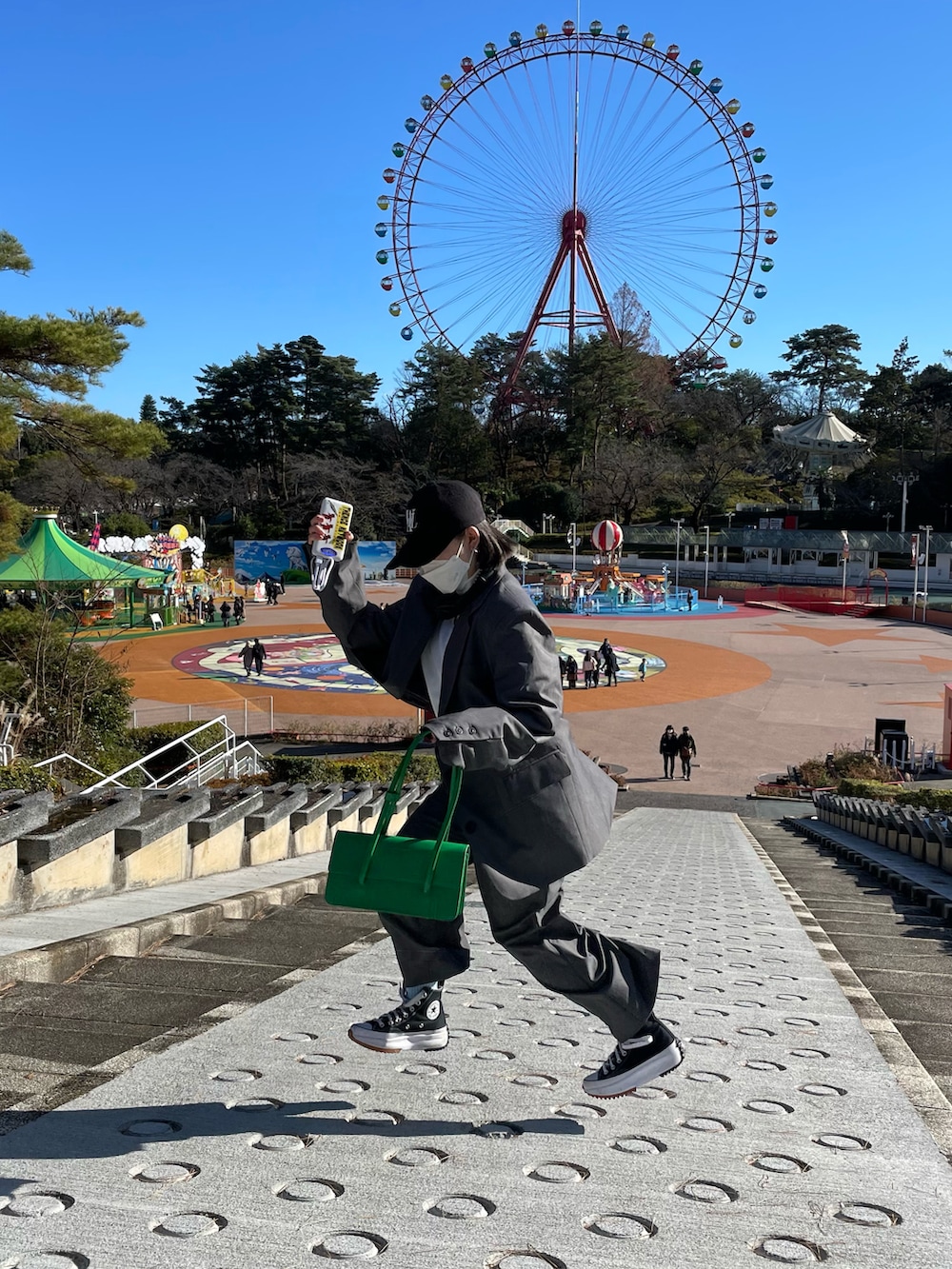 「カジュアルコーデ、セットアップ、韓国ファッション、韓国ブランド、冬、シンプル、おしゃれさんと繋がりたい、低身長女子、タートルネック、ストリートコーデ、ストリート、キャップ、キャップ女子、converse、wooalong」｜「WOOALONGのアイテム（キャップ、ブラック系）」を使った、芋の助さん（レディース・153cm）の冬コーディネートの3枚目の写真
