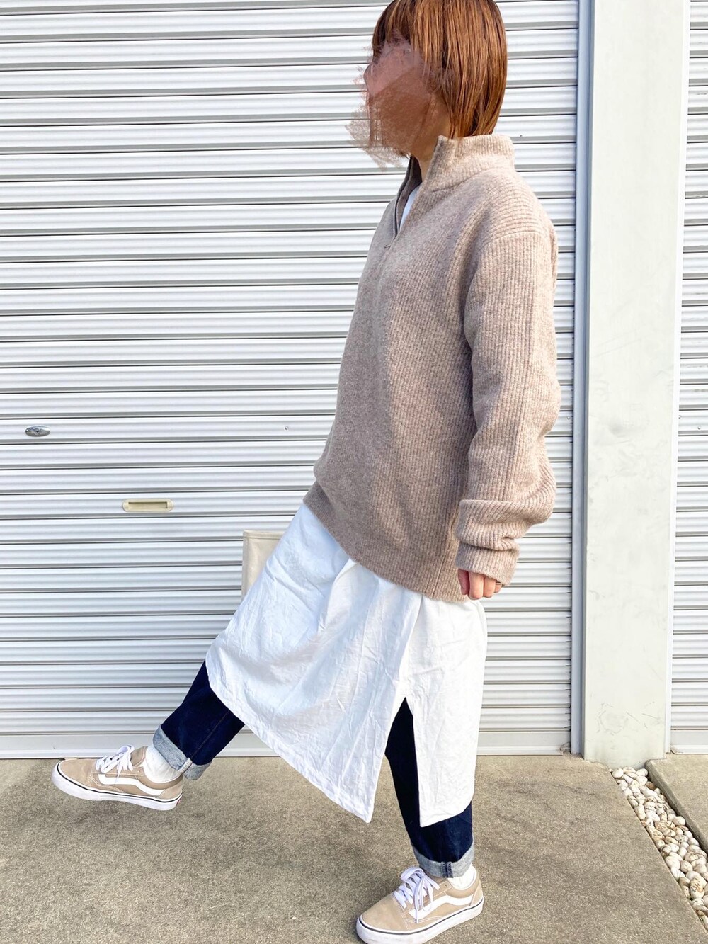 「ゆるコーデ、スニーカーコーデ、ニットコーデ、ユニクロ、ハーフジップ、VANS、エルエルビーン、お洒落さんとつながりたい」｜「UNIQLOのアイテム（ニット/セーター、ベージュ系）」を使った、puuuupiiii2720さん（レディース・158cm）の冬コーディネートの2枚目の写真