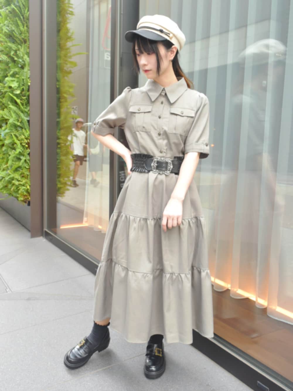「axes femme、低身長、低身長コーデ、秋服準備はじめました、お出かけコーデ、ローファー、秋コーデ、おでかけコーデ、秋冬コーデ、ワンピース、ワンピーススタイル」｜「axes femmeのバックルデザインローファー（パンプス、ブラック系）」を使った、ありさん（レディース・155cm）の秋コーディネートの2枚目の写真