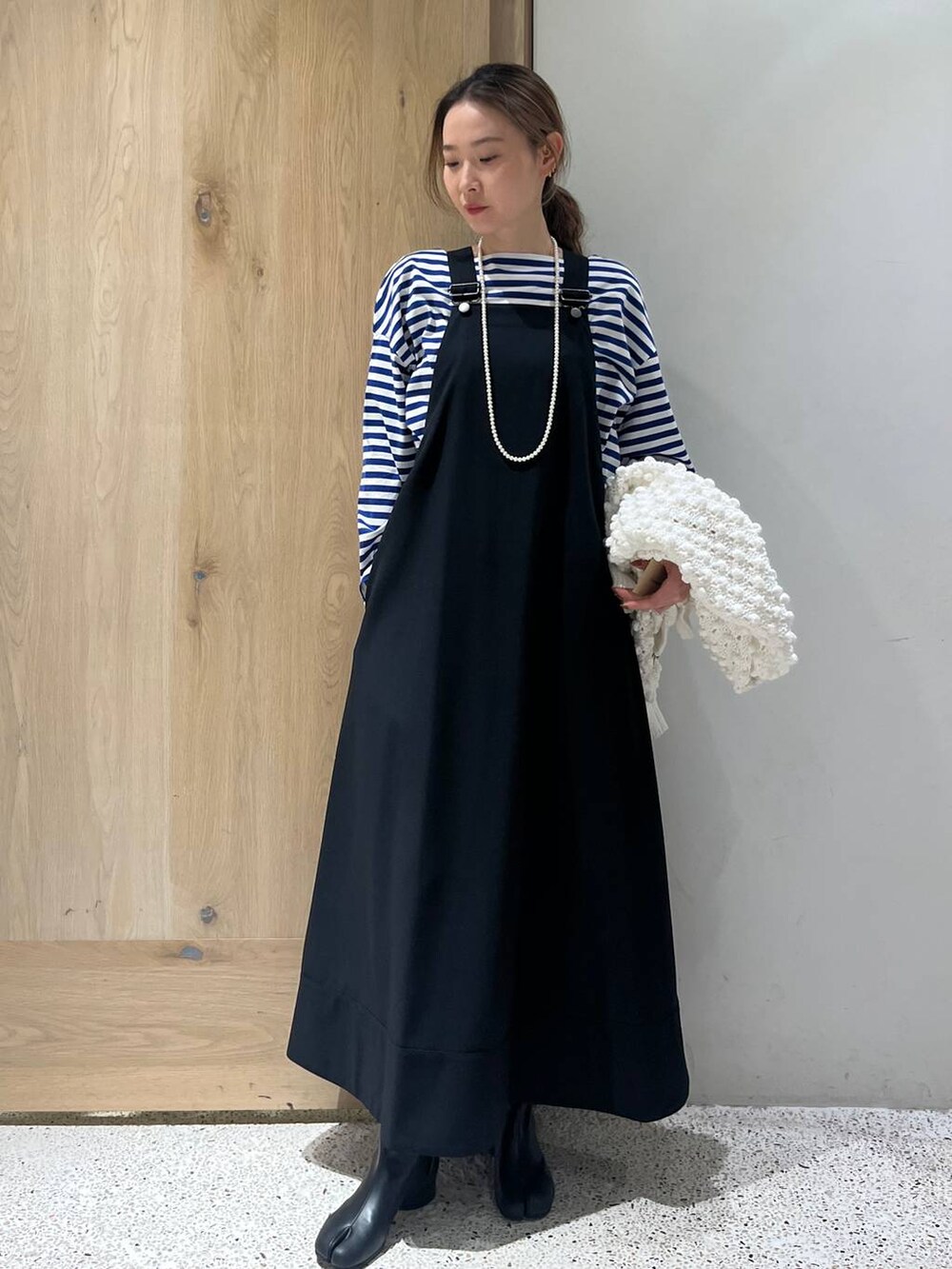 「カジュアル、リラックス、ラフ、女子会、女子ウケ、高見え、フェミニン、旅行、Curensology、着痩せ・細見え、ワンピース、ニット、春コーデ、モテ、シンプルコーデ」｜「CurensologyのCurensology(カレンソロジー)/＜&RC＞ボーダープルオーバー（Tシャツ/カットソー、ブルー系）」を使った、erik97さん（レディース・162cm）の冬コーディネートの4枚目の写真