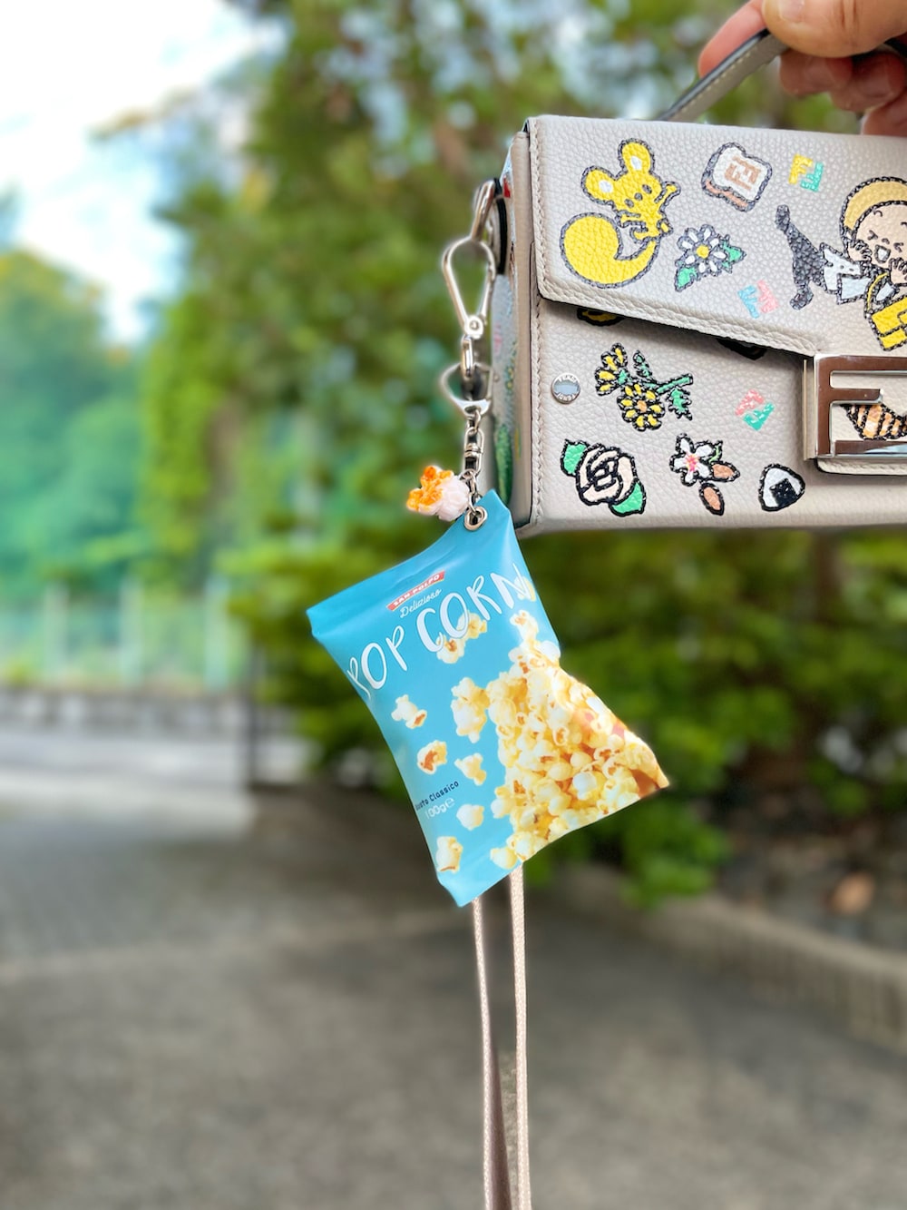 けろちゃん｜岸辺露伴は動かない 懺悔室のTシャツ/カットソーを使った