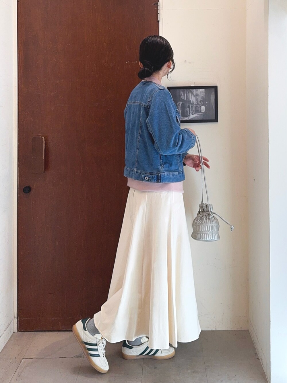 Hiromiさんの「【S-LL】大人のための ノーカラーデニムジャケット（DRESKIP）」を使ったコーディネートの3枚目の写真