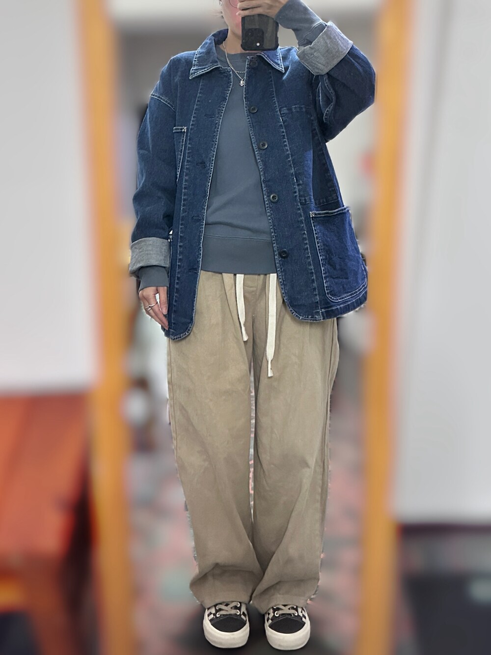 「秋冬コーデ、UNIQLO、VANS、shein」｜「UNIQLOの2023-05 $790 s（デニムジャケット、ブルー系）」を使った、c.s.y.さん（レディース・154cm）の冬コーディネートの2枚目の写真