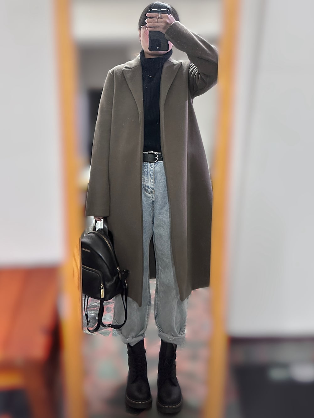 「大衣、GU、牛仔褲、單寧、馬丁、靴、ootd、小個子」｜「sheinの2023-11 $60（リング、シルバー系）」を使った、c.s.y.さん（レディース・154cm）の冬コーディネートの2枚目の写真