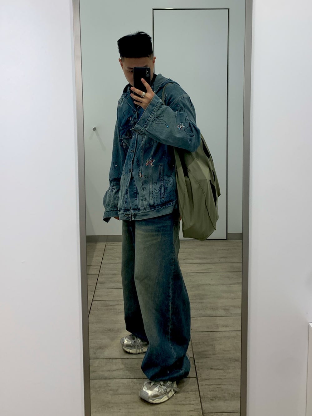 CMP｜BALENCIAGAのデニムジャケットを使ったコーディネート - WEAR