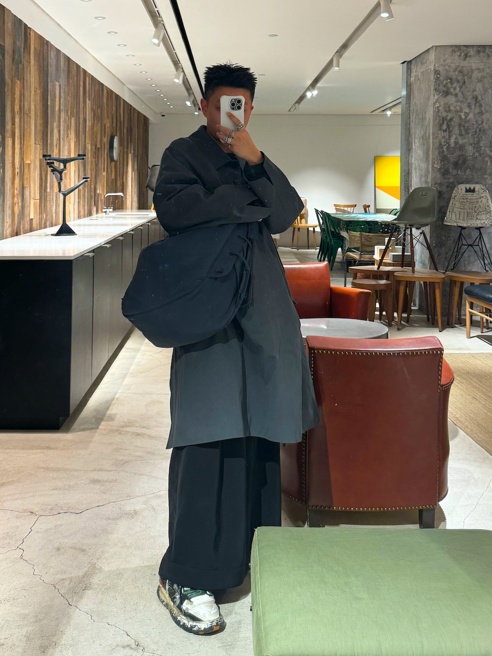 「LEMAIREのアイテム（ショルダーバッグ、ブルー系）」を使った、CMPさん（メンズ・174cm）の冬コーディネートの2枚目の写真