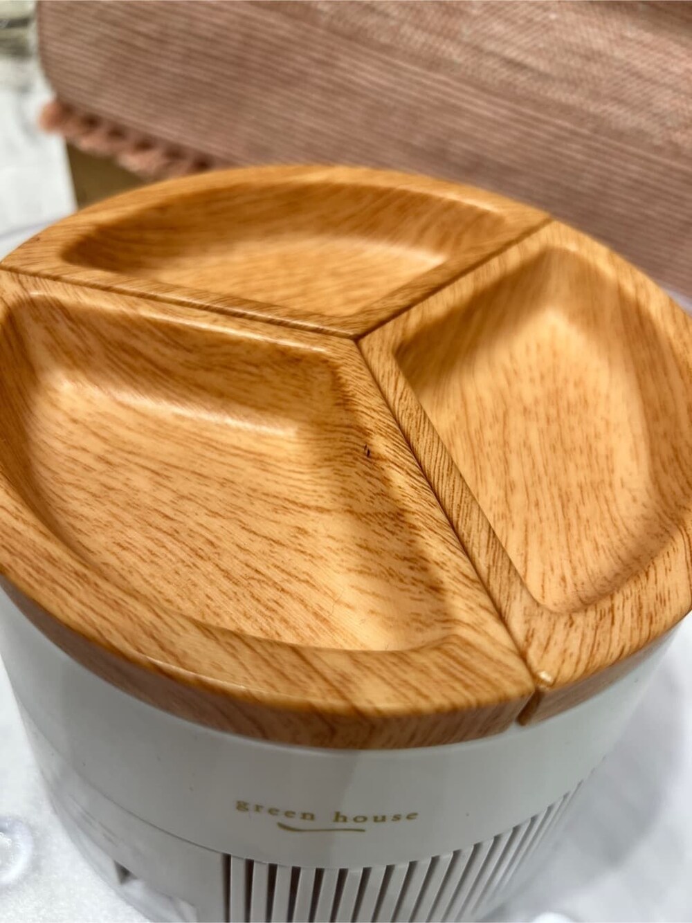 その他のキッチン家電、その他の食器、その他の食器を着用したレディースの春コーディネートの4枚目の写真