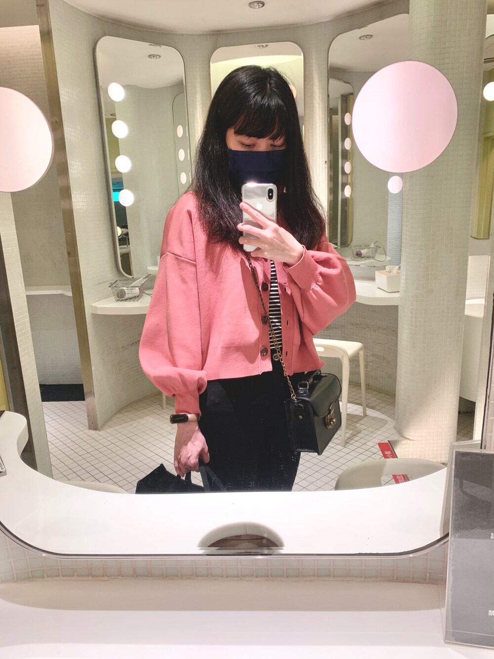 「mysty womanのアイテム（ジャケット/アウター、ピンク系）」を使った、琳 ¨̮さん（レディース・157cm）の春コーディネートの2枚目の写真