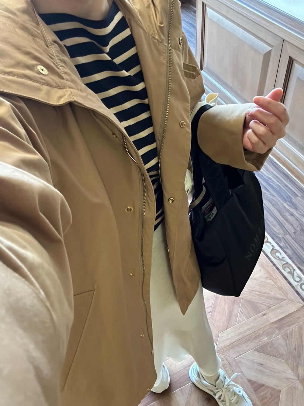 「春めき満開コーデ、春色、ボーダー、ボーダートップス、スニーカー、スカート、アイラインスカート、オトナカジュアル、カジュアル、おしゃれさんと繋がりたい、オトナ女子、お洒落さんとつながりたい、キレイめ、きれいめカジュアル、シンプル」｜「Spick & Spanのテントラインフーディーブルゾン◆（ブルゾン、イエロー系）」を使った、まろんさん（レディース・160cm）の春コーディネートの5枚目の写真
