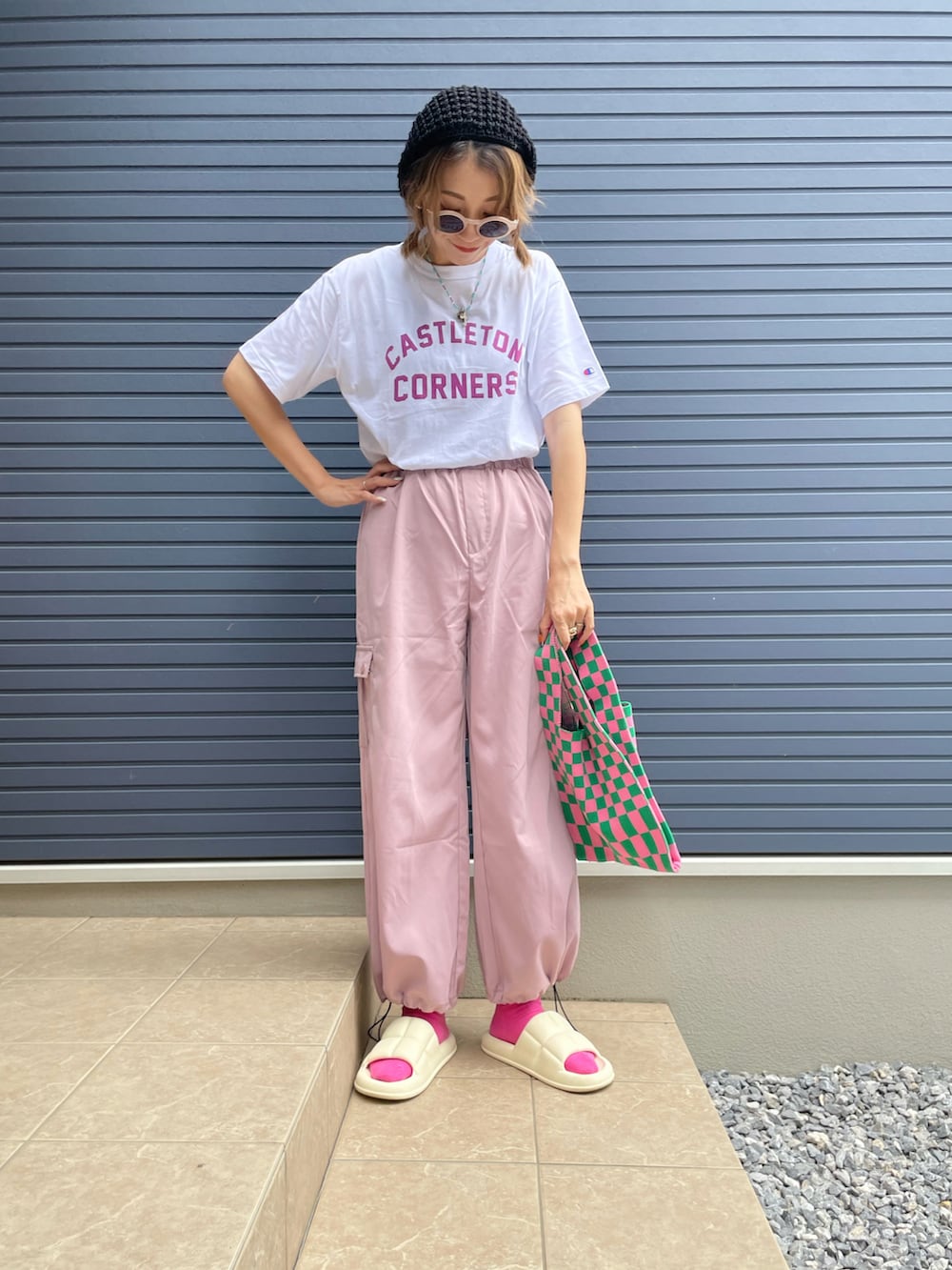 「みんなの白Tフェス、夏ファッション、シンプル、ゆるコーデ」｜「GeeRAのアイテム（Tシャツ/カットソー、ホワイト系）」を使った、mikippeさん（レディース・169cm）の夏コーディネートの2枚目の写真