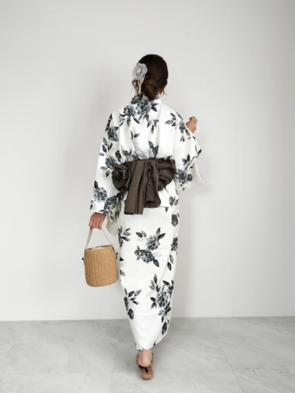 「浴衣、浴衣女子、浴衣コーデ、浴衣デート、浴衣祭り、浴衣ヘア、浴衣アレンジ、神戸レタス、KOBE LETTUCE」｜「KOBE LETTUCEのアイテム（浴衣、ホワイト系）」を使った、michanさん（レディース・160cm）の夏コーディネートの3枚目の写真