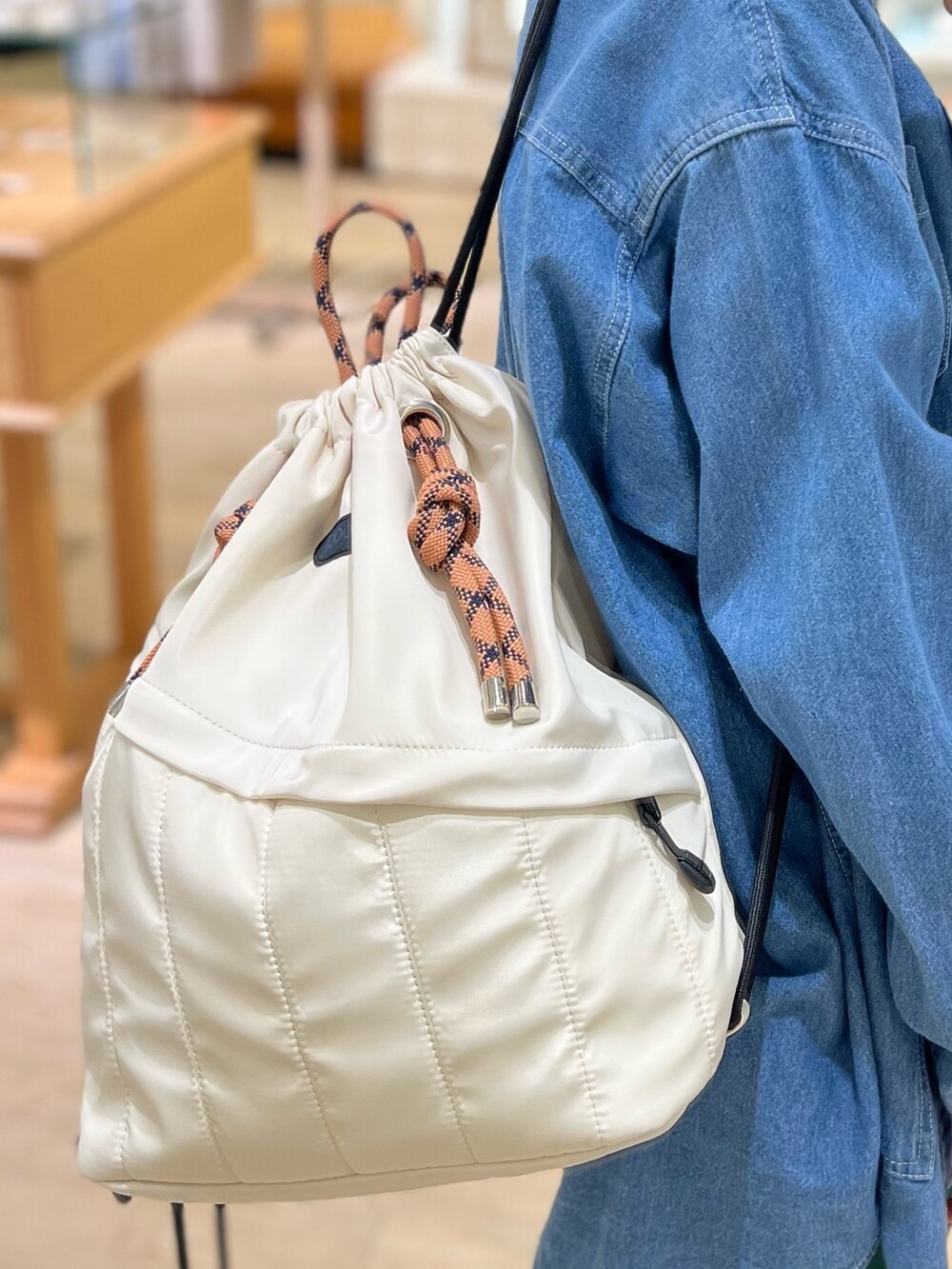 「休日スタイル、古着MIX、デニム、休日コーデ、着回しコーデ、メンズライク、メンズライクコーデ、秋服準備はじめました、秋カラー、今日のコーデ、シャツスタイル、秋」｜「GEVACOの【GEVACO/ゲバコ】デニムショールカラーワークシャツ カバーオール（シャツ/ブラウス、ブルー系）」を使った、TOTO_fredyさん（レディース・164cm）の秋コーディネートの3枚目の写真