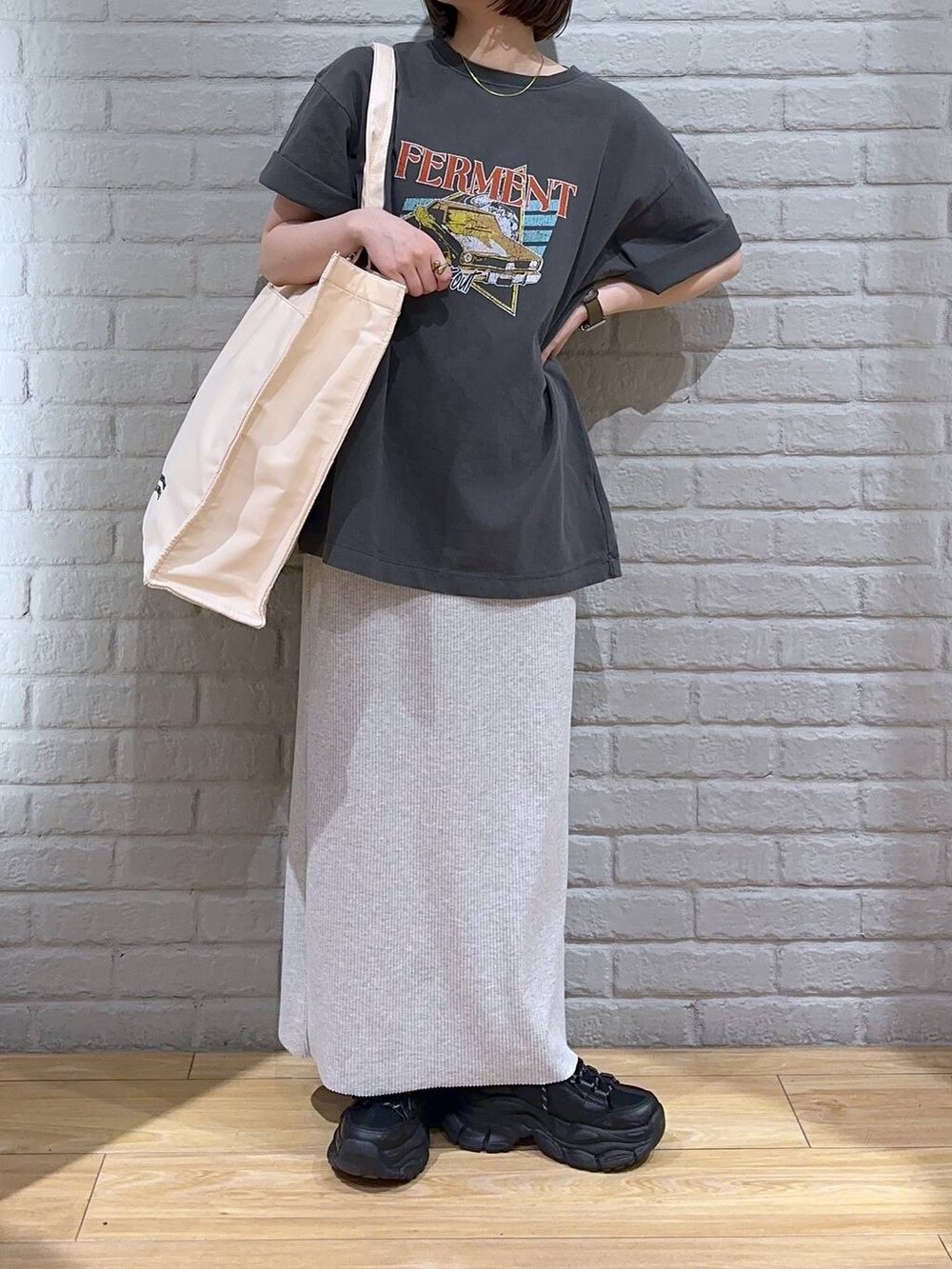 ヤスダ ナナセ(LOWRYS FARM 神戸三田プレミアムアウトレット)｜LOWRYS FARMのスカートを使ったコーディネート - WEAR