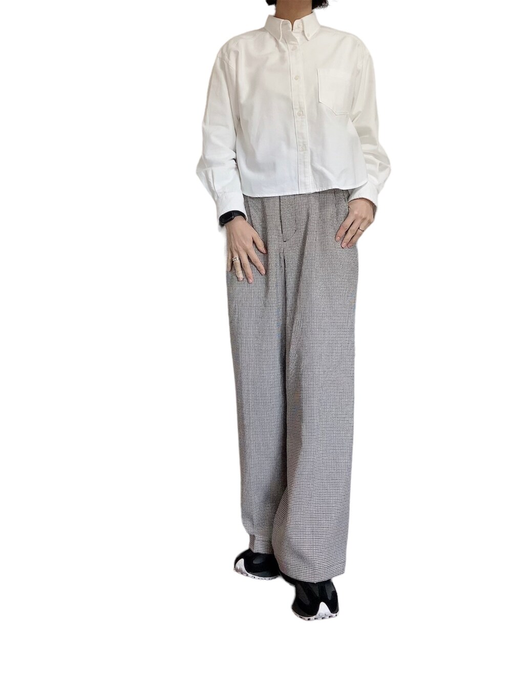 「春服コーデ、セットアップ、オーバーサイズ、FREAK’Ｓ STORE、スニーカー、New Balance、united arrows、コラボ、GU、クロップドトップス」｜「FREAK'S STOREのテックウーリーセットアップ（セットアップ、その他）」を使った、mmmmm000 _styleさん（レディース・161cm）の春コーディネートの2枚目の写真