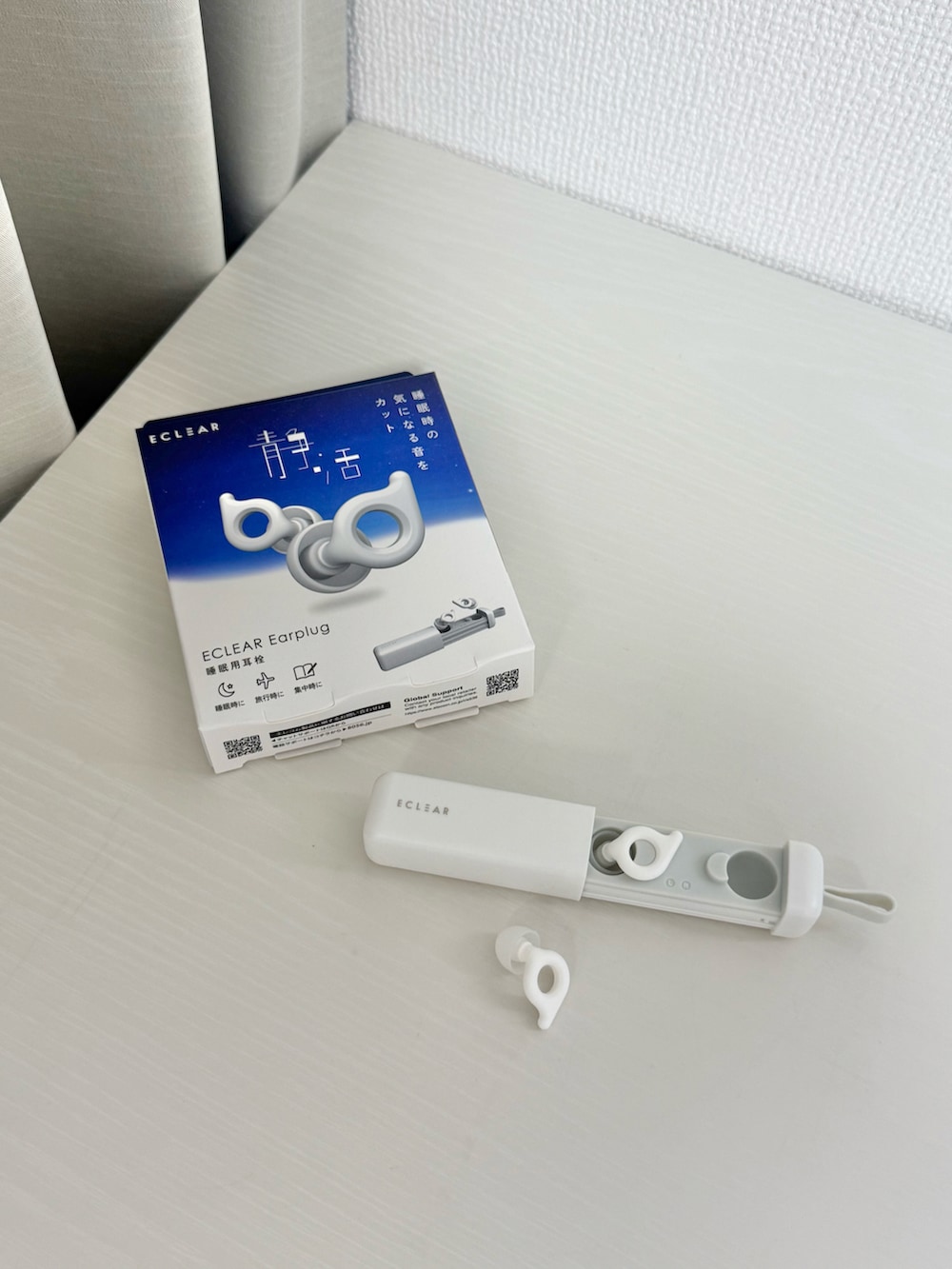 その他のルームフレグランス/お香、その他の入浴剤・バスケア、ホワイト系のボディスクラブ/ピーリングを着用したレディースの春コーディネートの3枚目の写真