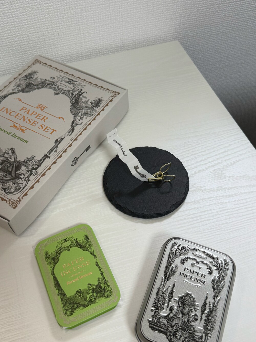 その他のルームフレグランス/お香、その他のインテリア雑貨、ブラック系のキャンドルを着用したレディースの夏コーディネートの2枚目の写真