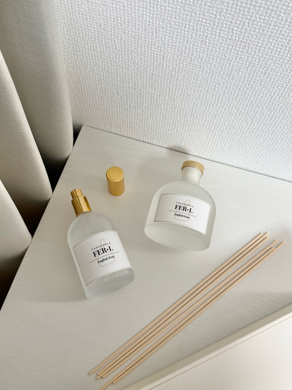 ホワイト系のルームフレグランス/お香、ホワイト系のルームフレグランス/お香、ホワイト系のルームフレグランス/お香を着用したレディースの冬コーディネートの4枚目の写真