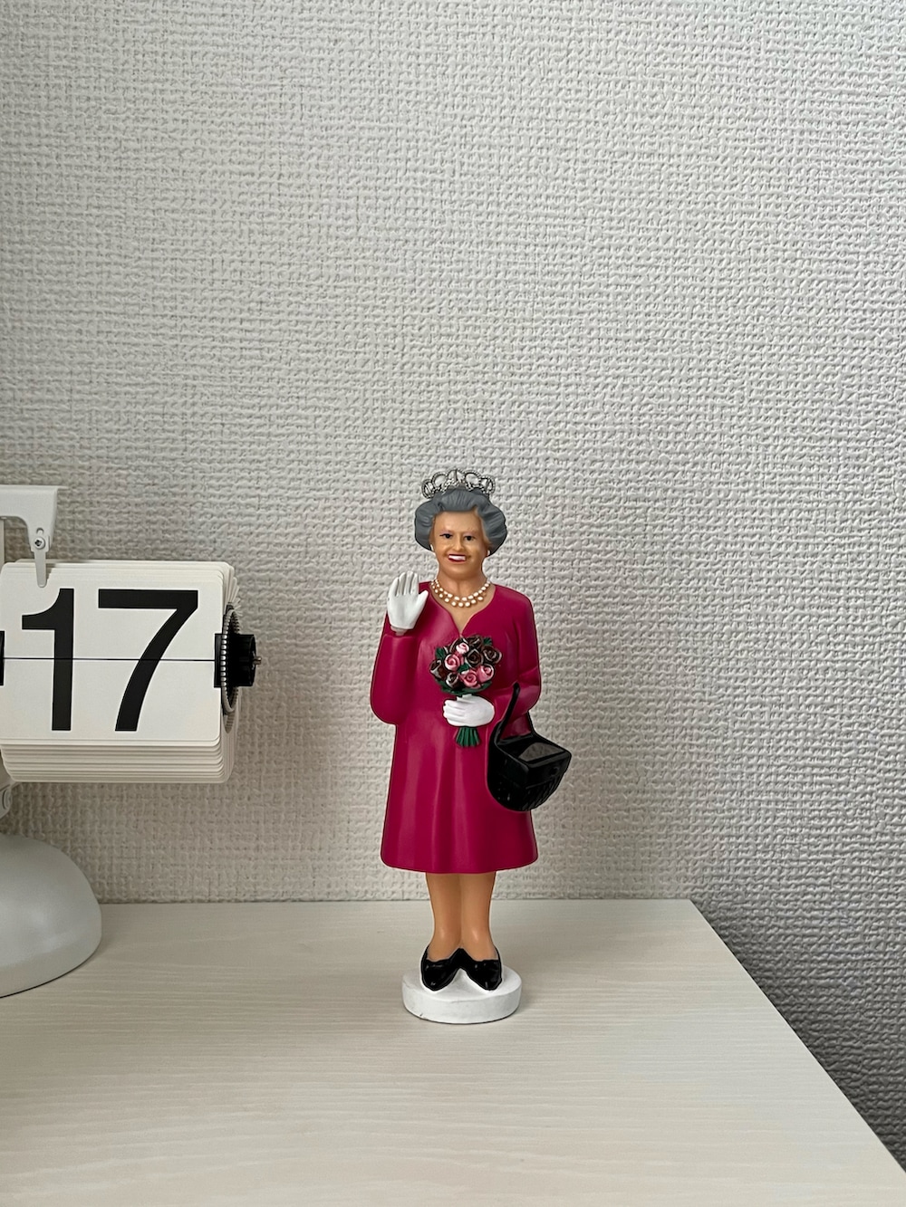 その他のルームフレグランス/お香、その他のインテリア雑貨、ブラック系のキャンドルを着用したレディースの夏コーディネートの5枚目の写真