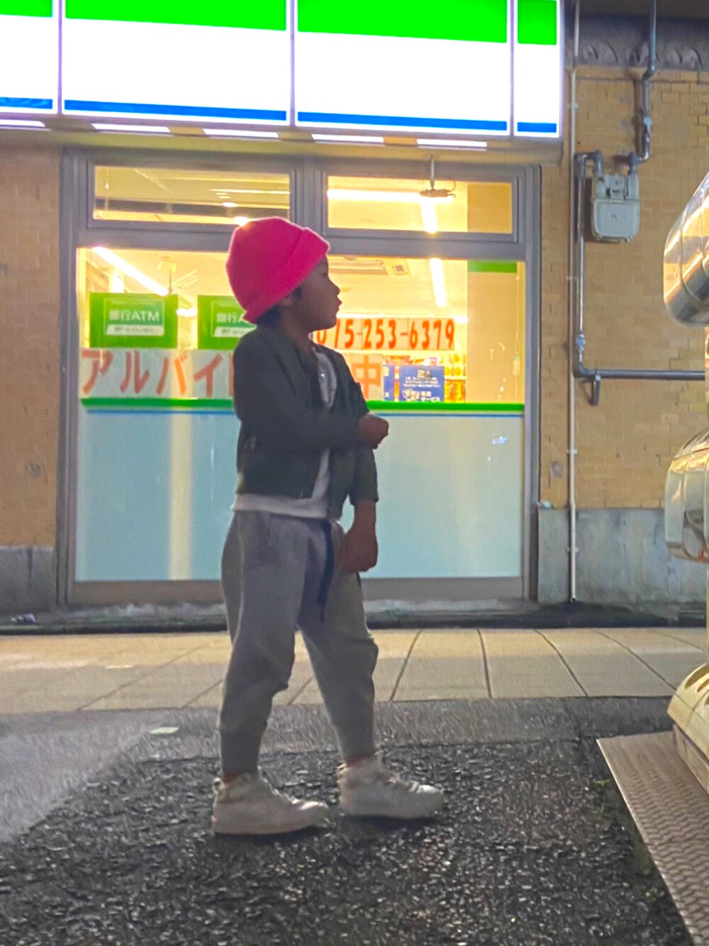「秋のコーデ、キッズファッション、男の子、ストリート、Polo Ralph Lauren、ブーツ、ピンク」｜「NIKEのアイテム（スニーカー、ホワイト系）」を使った、toaさん（キッズ・110cm）の秋コーディネートの3枚目の写真