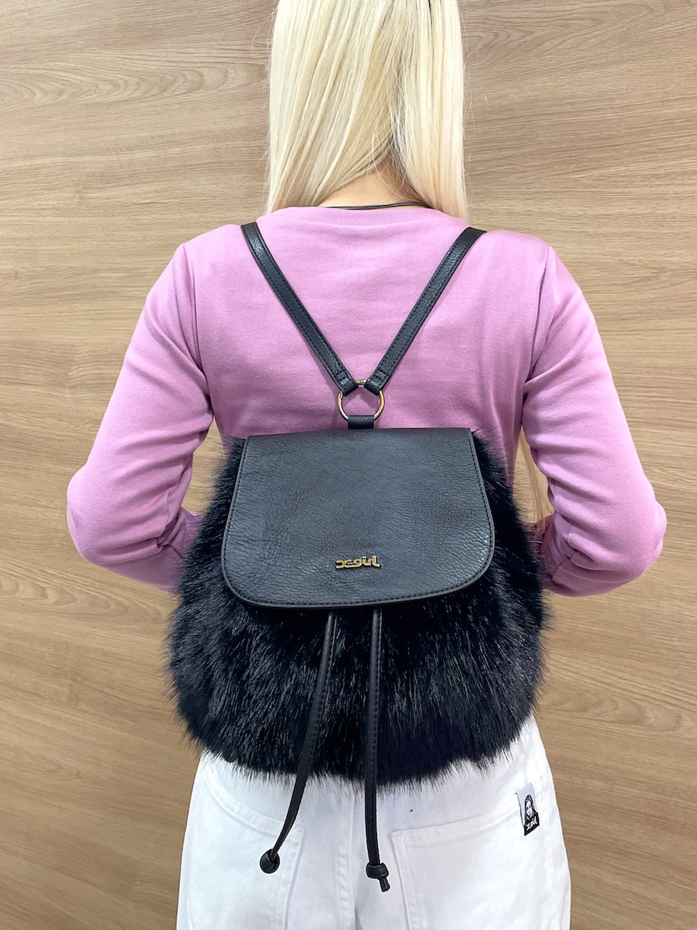 「x-girl、Xgirl_ootd、エックスガール、秋コーデ、2024秋新作、2024冬の新作、カットソー、pink、テーパードパンツ、カラーコーデ、着回しコーデ、お出かけコーデ、トレンドファッション、デニムパンツ」｜「X-girlのSTAR LOGO L/S BABY TEE（Tシャツ/カットソー、ピンク系）」を使った、RUIさん（レディース・160cm）の秋コーディネートの5枚目の写真